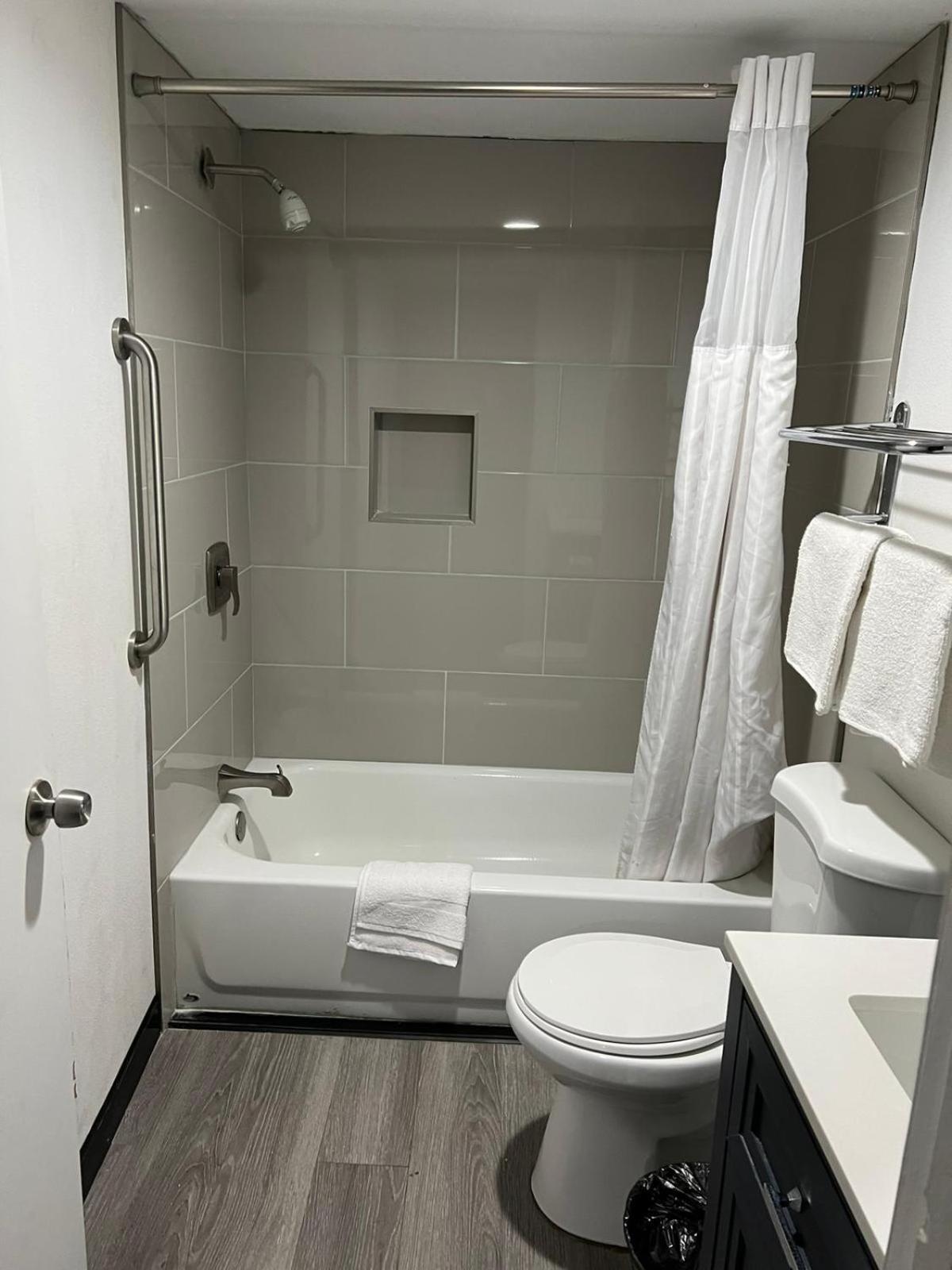 Goldstar Inn photo 23