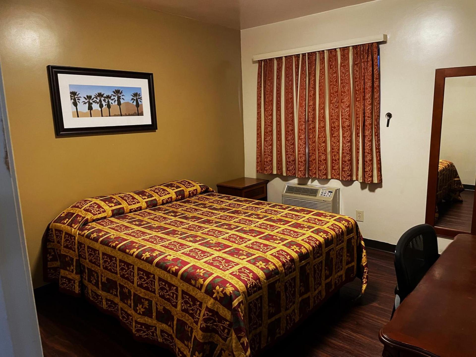 Lido Hotel photo 9