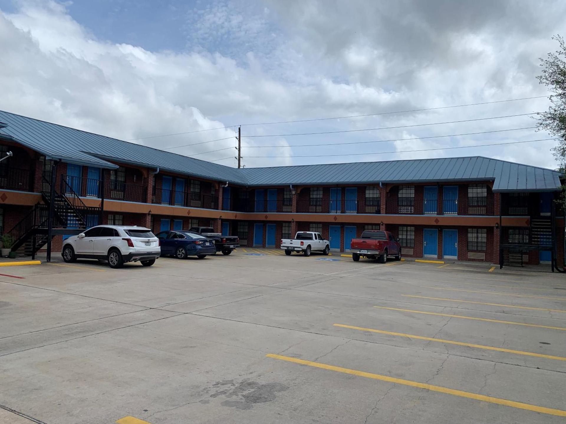 Express Inn & Suites Houston Katy photo 20