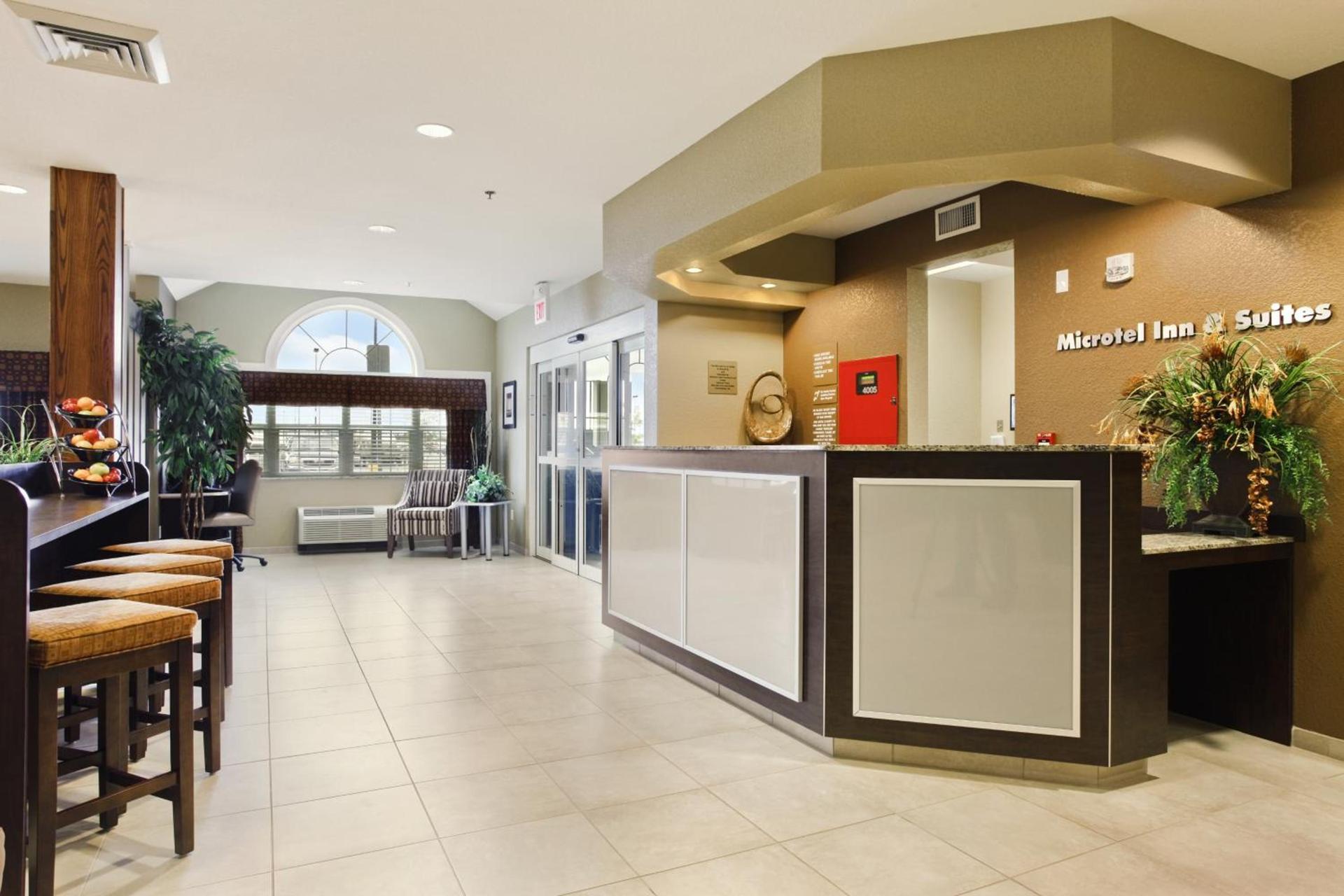 Microtel Inn & Suites by Wyndham Williston photo 26