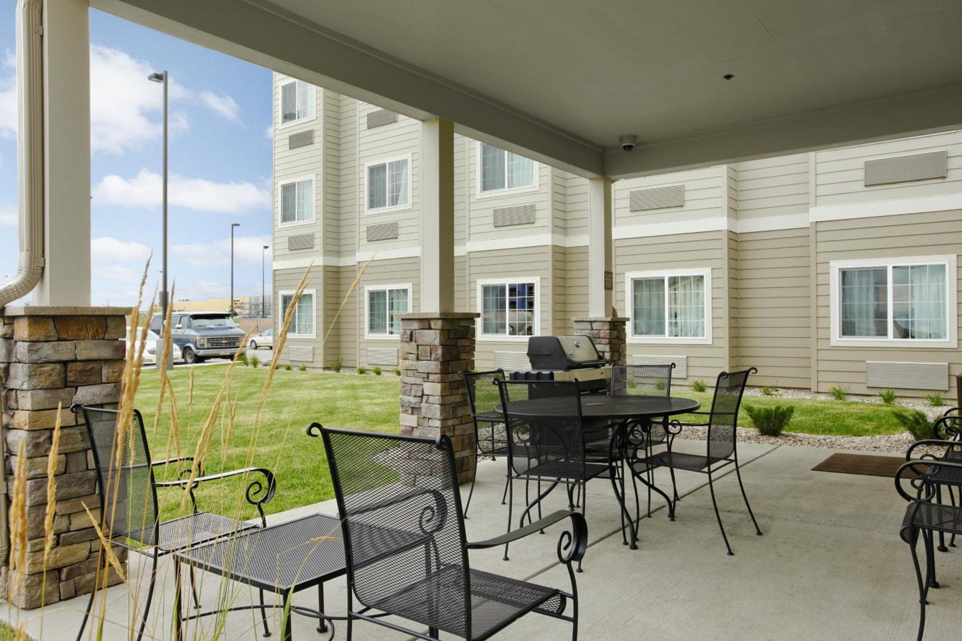 Microtel Inn & Suites by Wyndham Williston photo 31