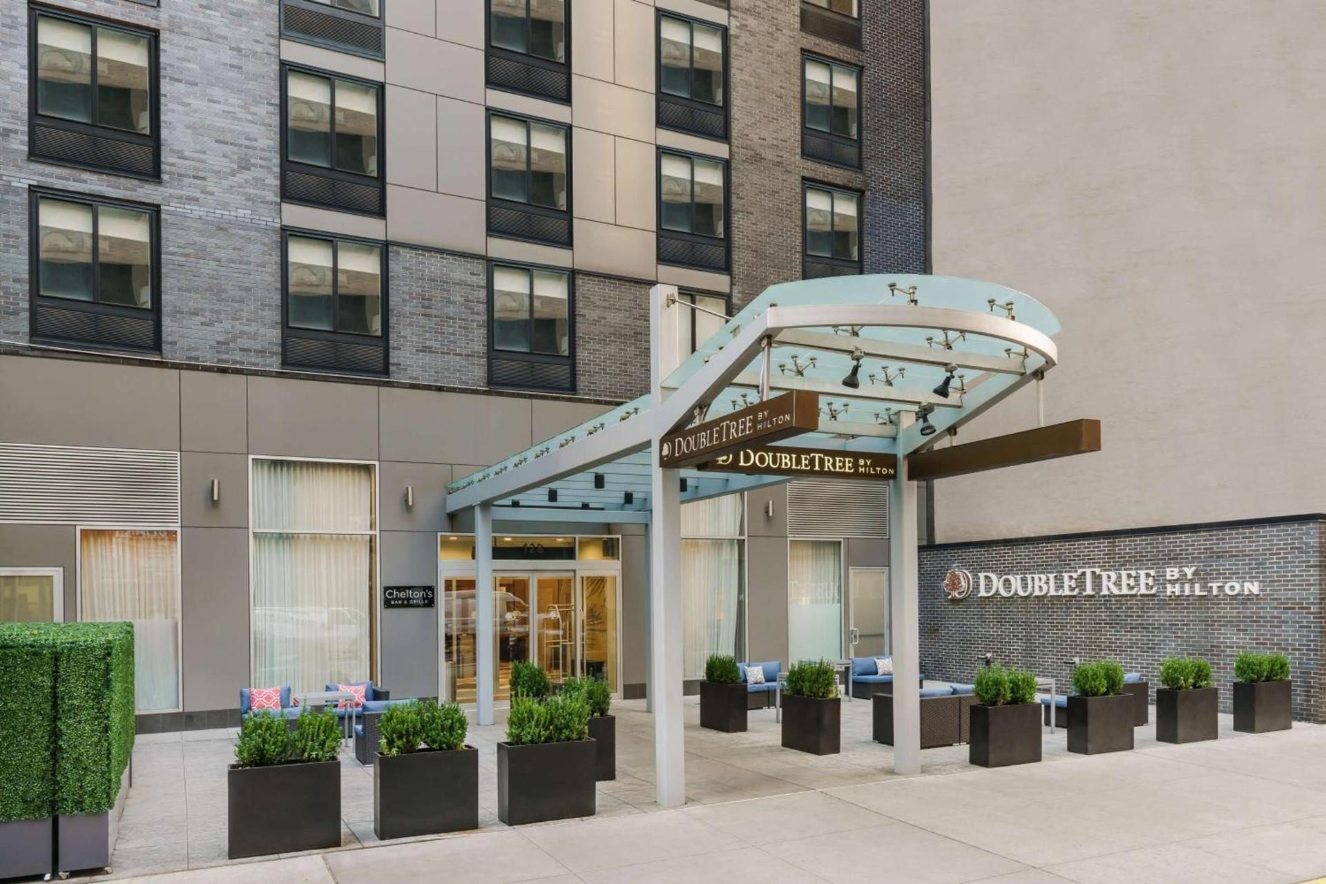DoubleTree by Hilton Hotel New York City - Chelsea photo 1
