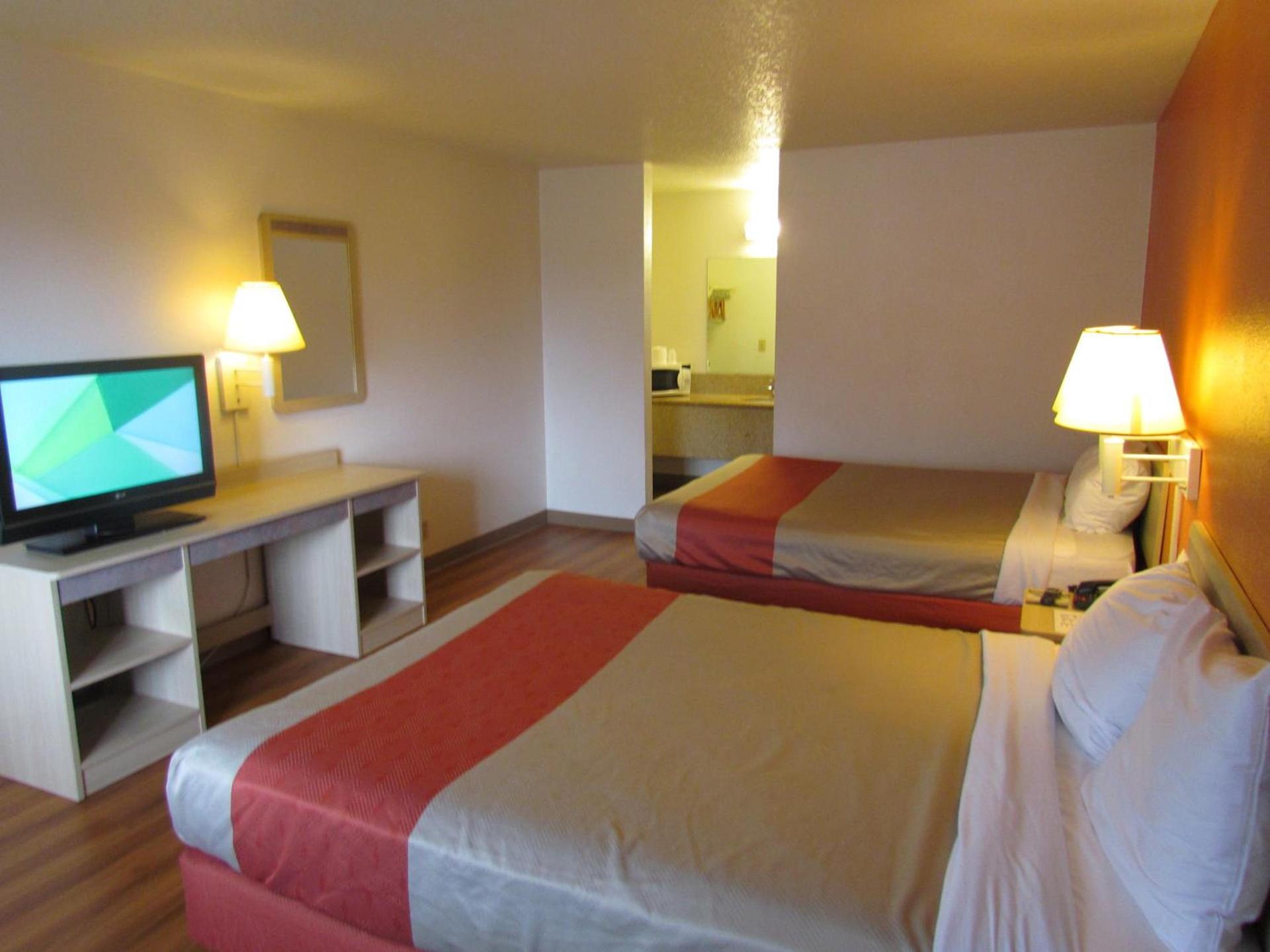 Motel 6-Vancouver, WA photo 39