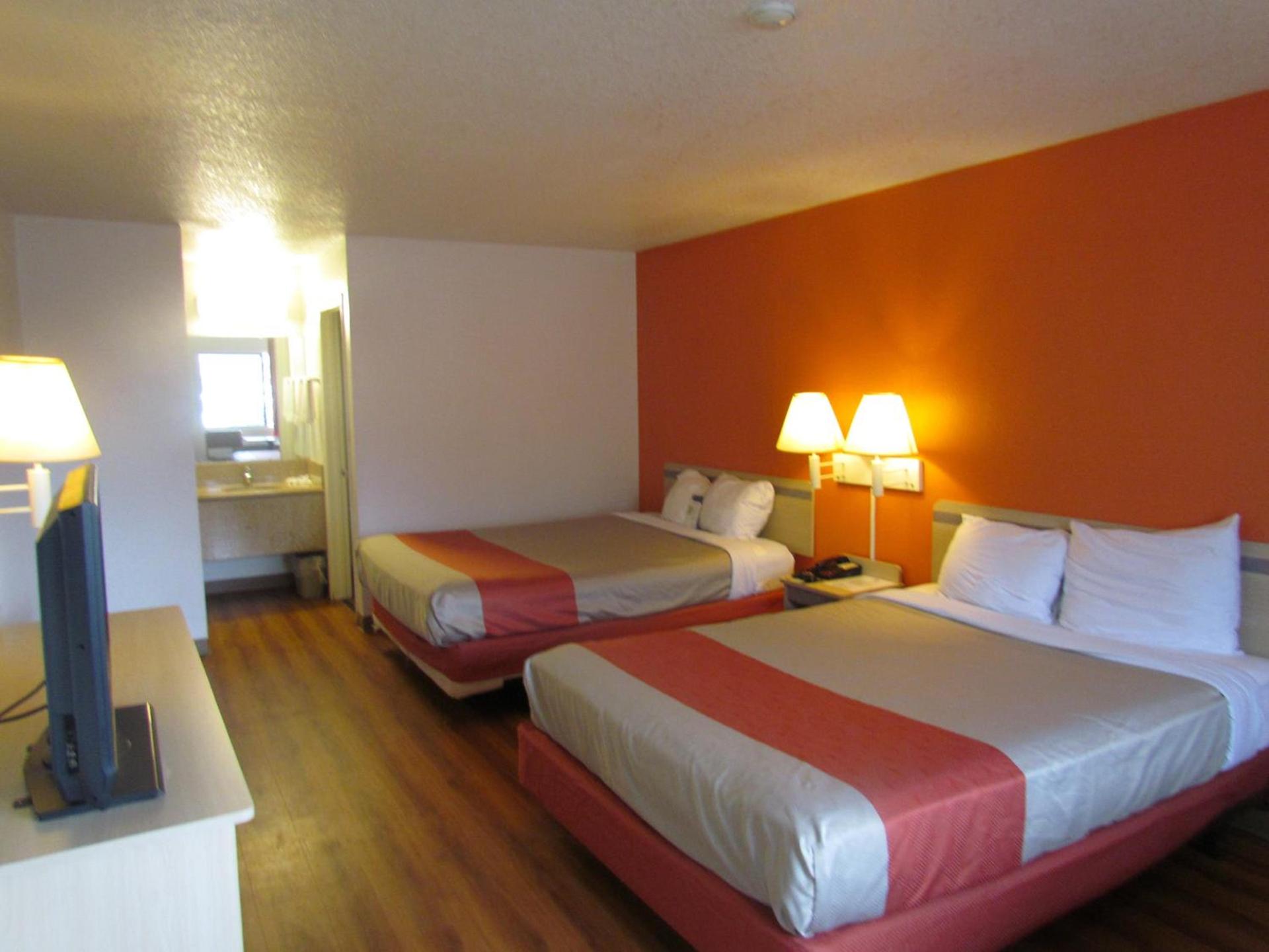 Motel 6-Vancouver, WA photo 38
