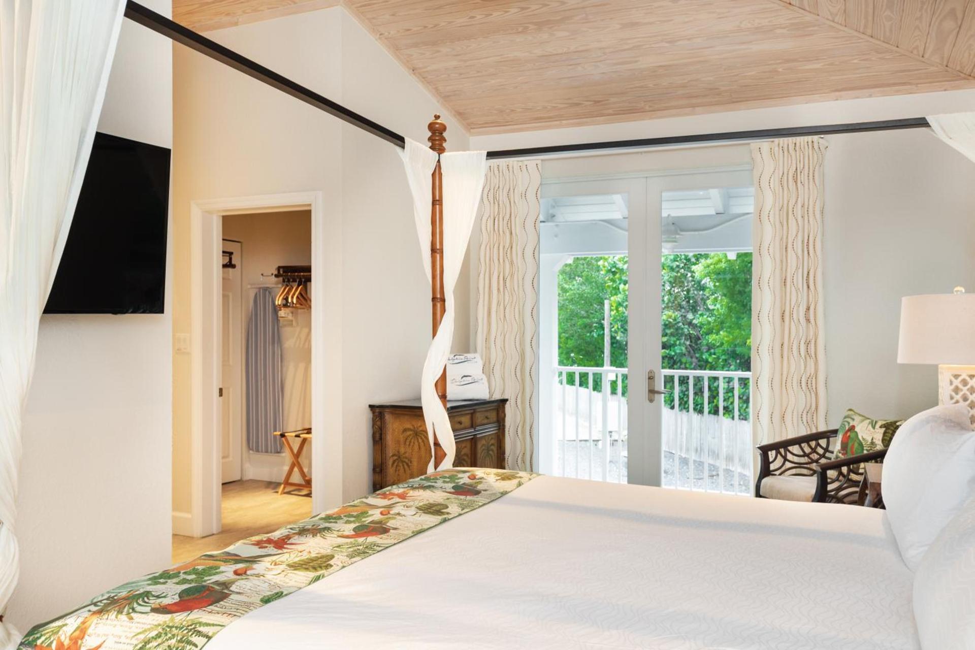 Dolphin Point Villas photo 62