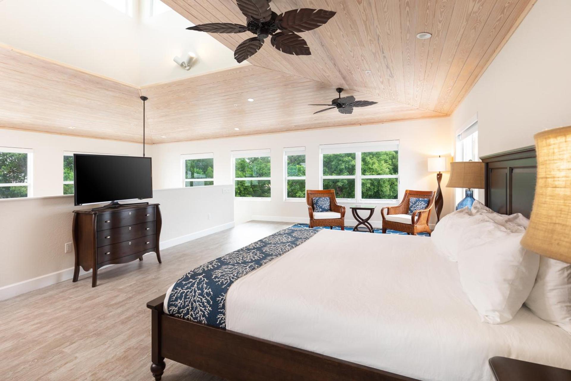 Dolphin Point Villas photo 76