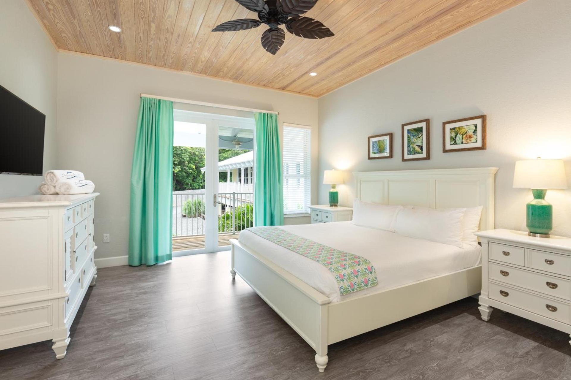 Dolphin Point Villas photo 89