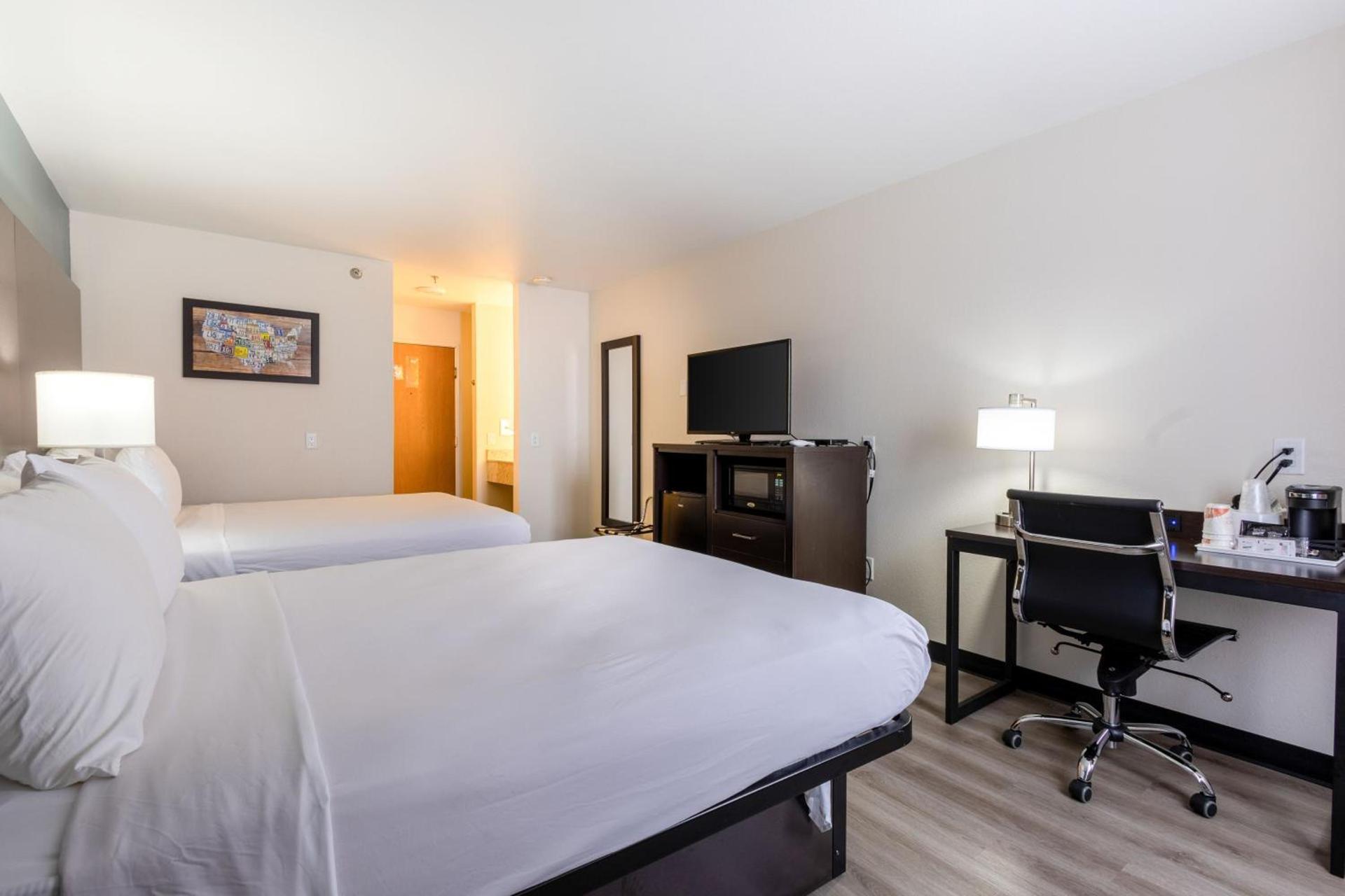 Quality Inn Winslow I-40 photo 37