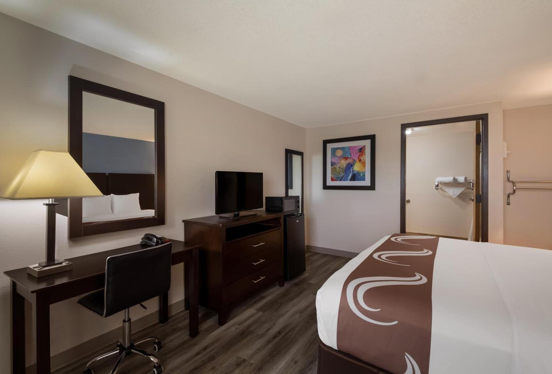Quality Inn & Suites Round Rock photo 32