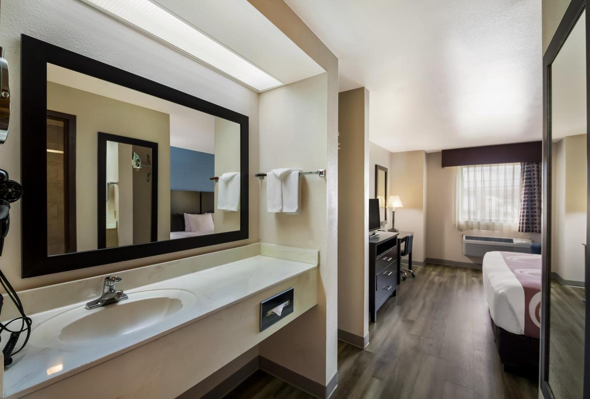Quality Inn & Suites Round Rock photo 37