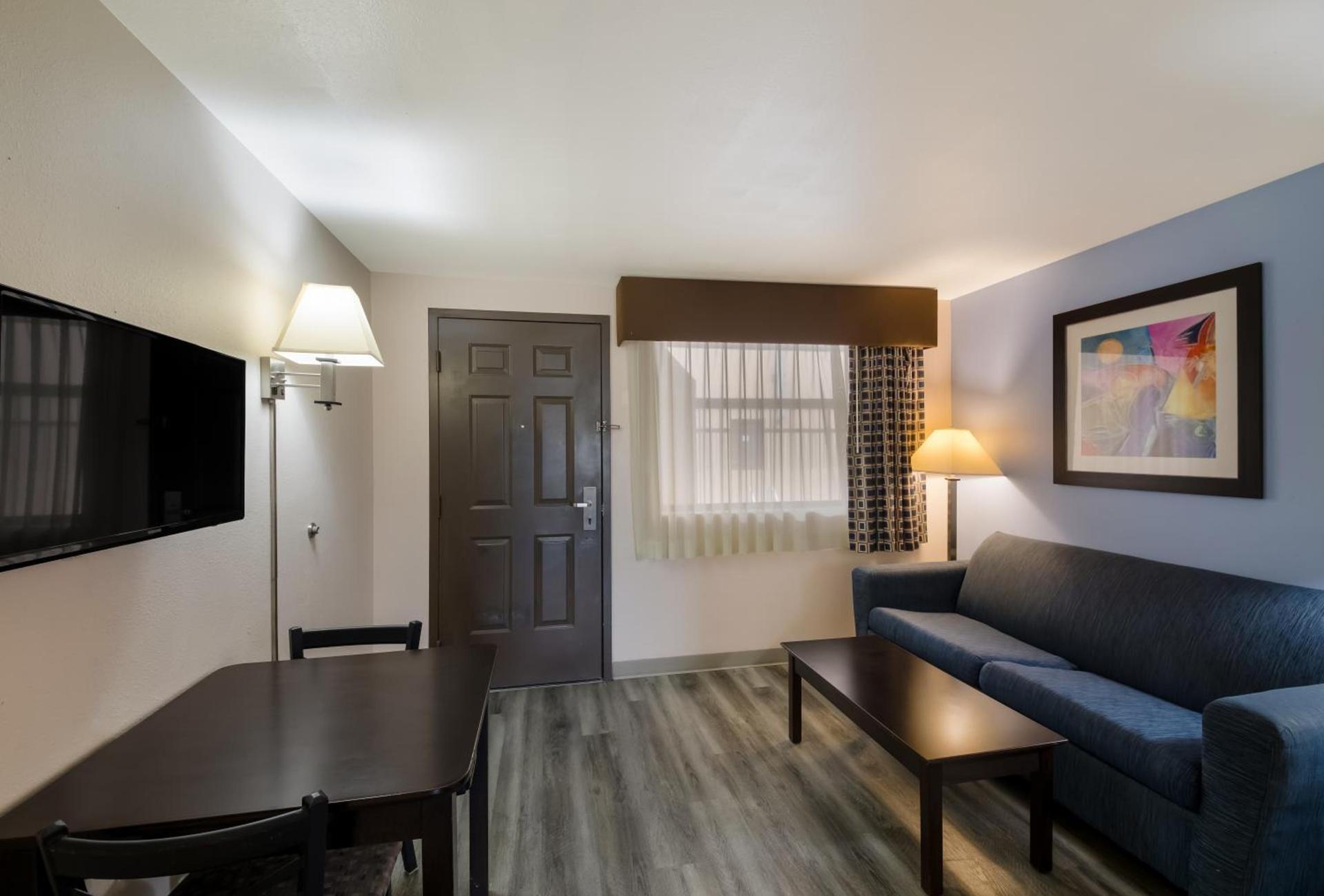 Quality Inn & Suites Round Rock photo 43