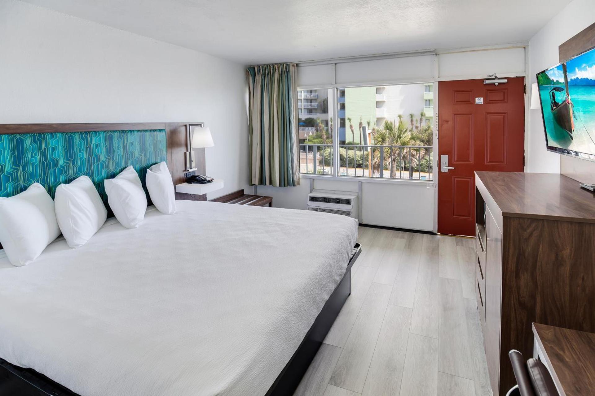 Blu Atlantic Hotel & Suites photo 41