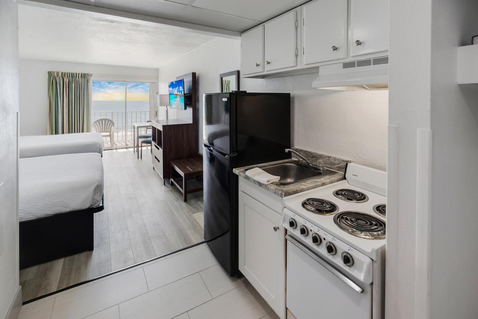 Blu Atlantic Hotel & Suites photo 48