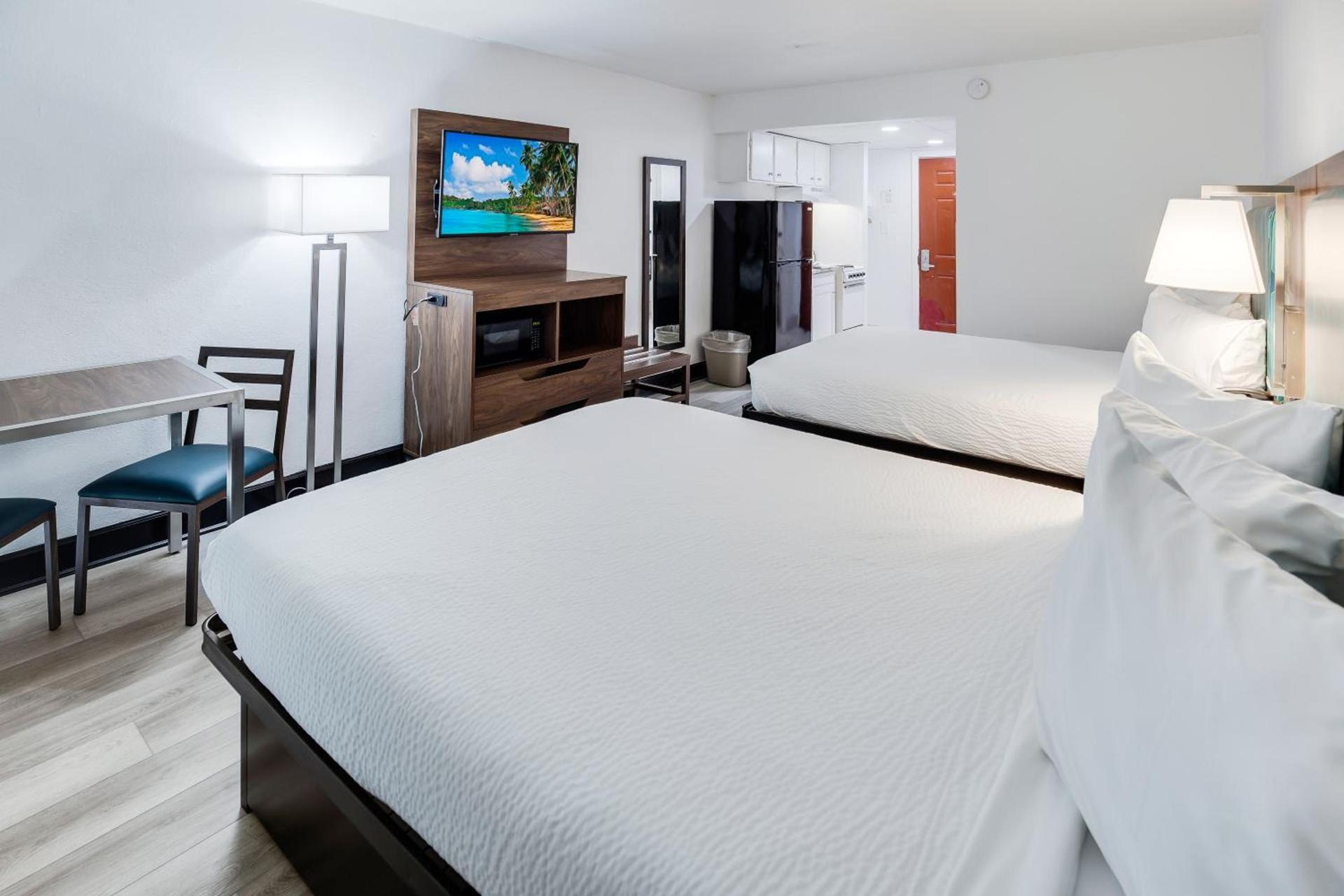 Blu Atlantic Hotel & Suites photo 51