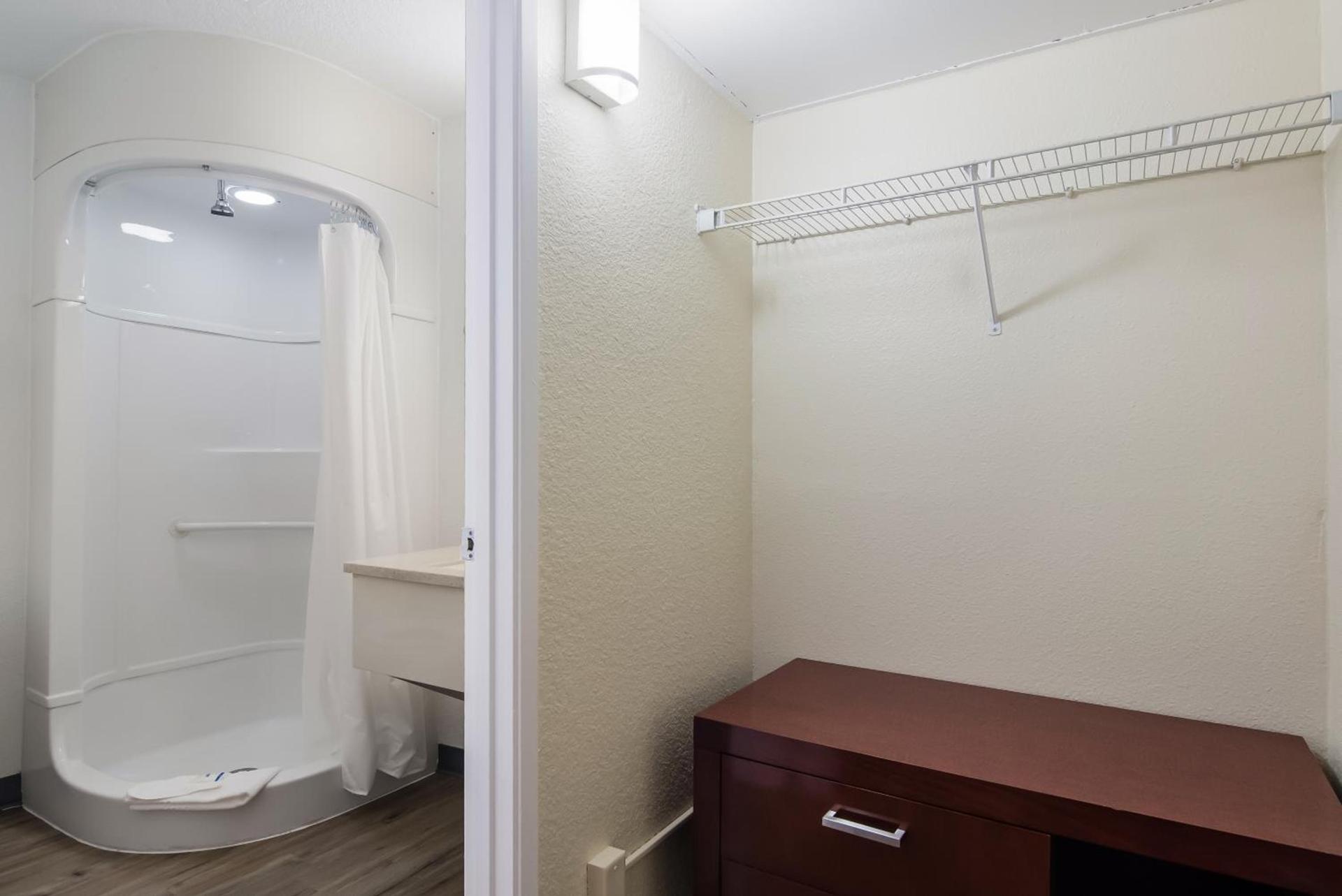 Rodeway Inn Greeley photo 39