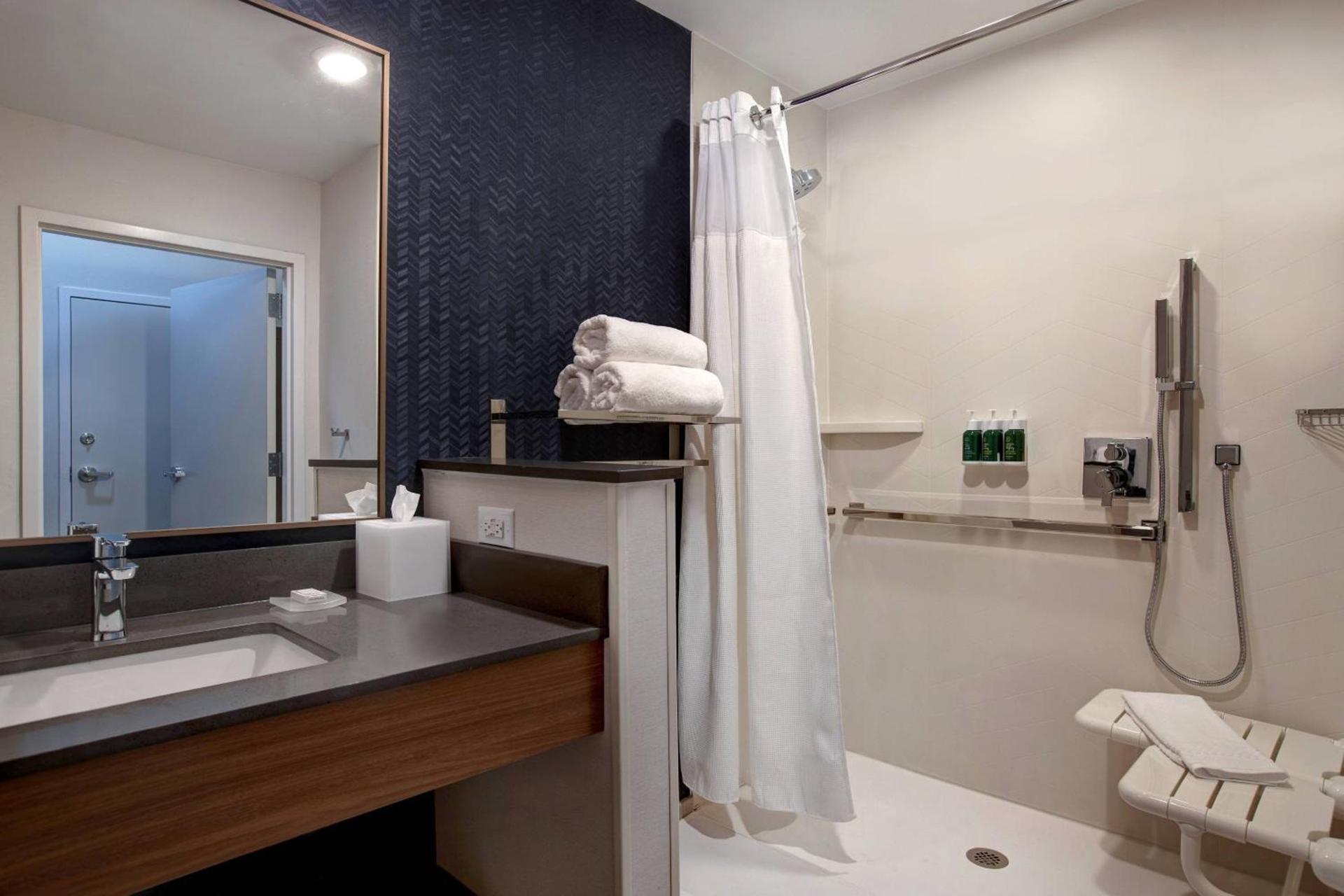 Fairfield Inn & Suites by Marriott Chicago Bolingbrook photo 15