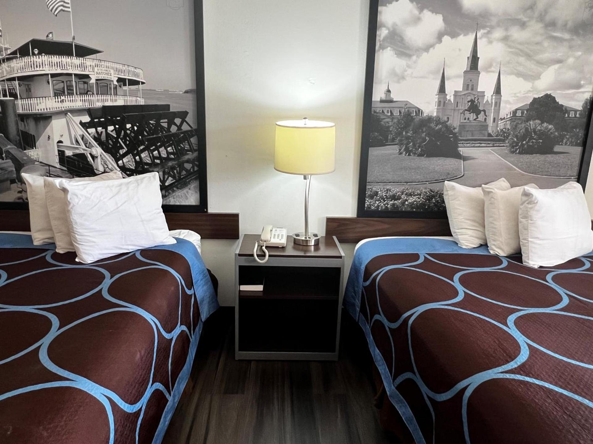 Super 8 by Wyndham Slidell photo 61
