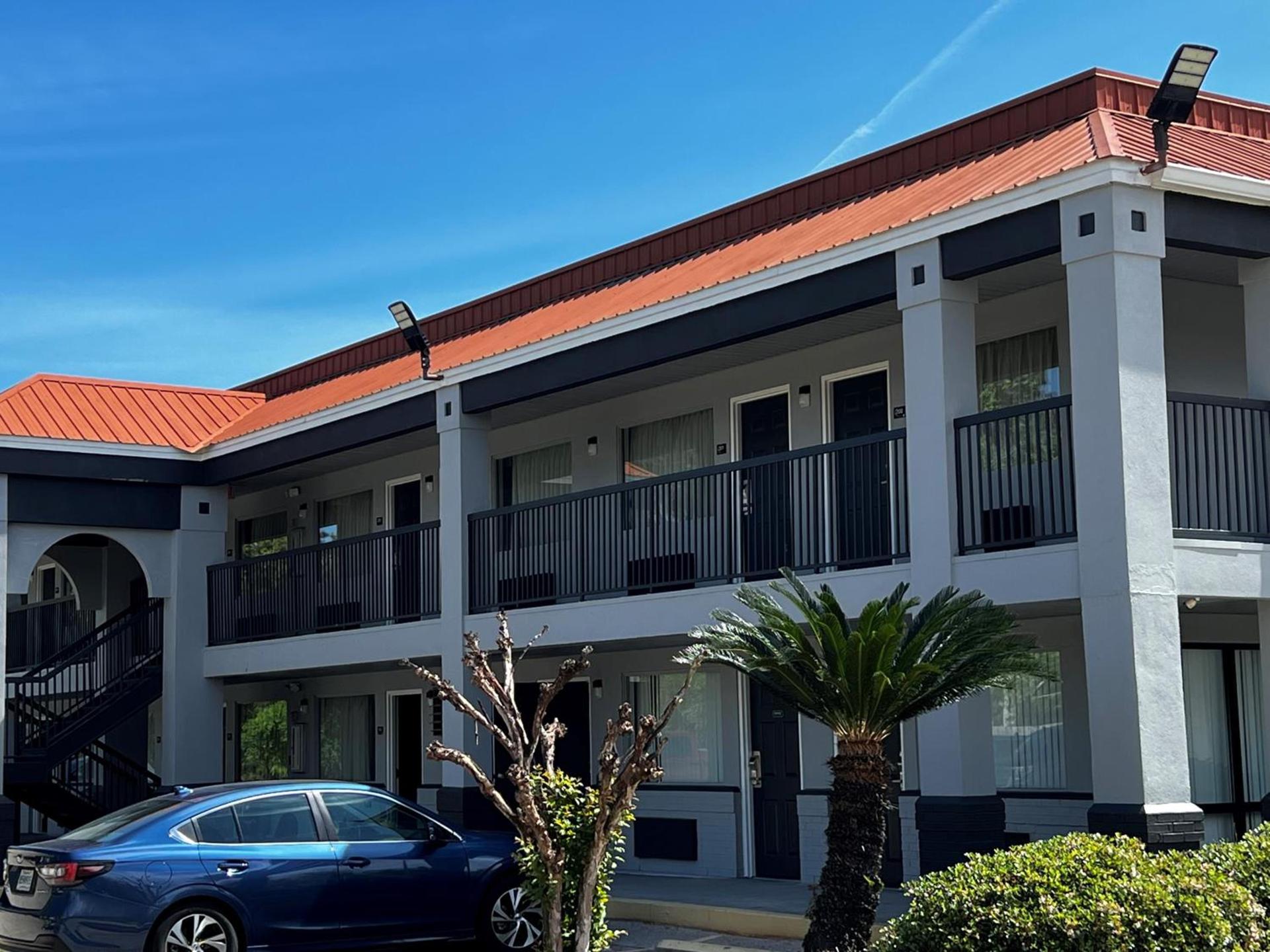 Super 8 by Wyndham Slidell photo 74