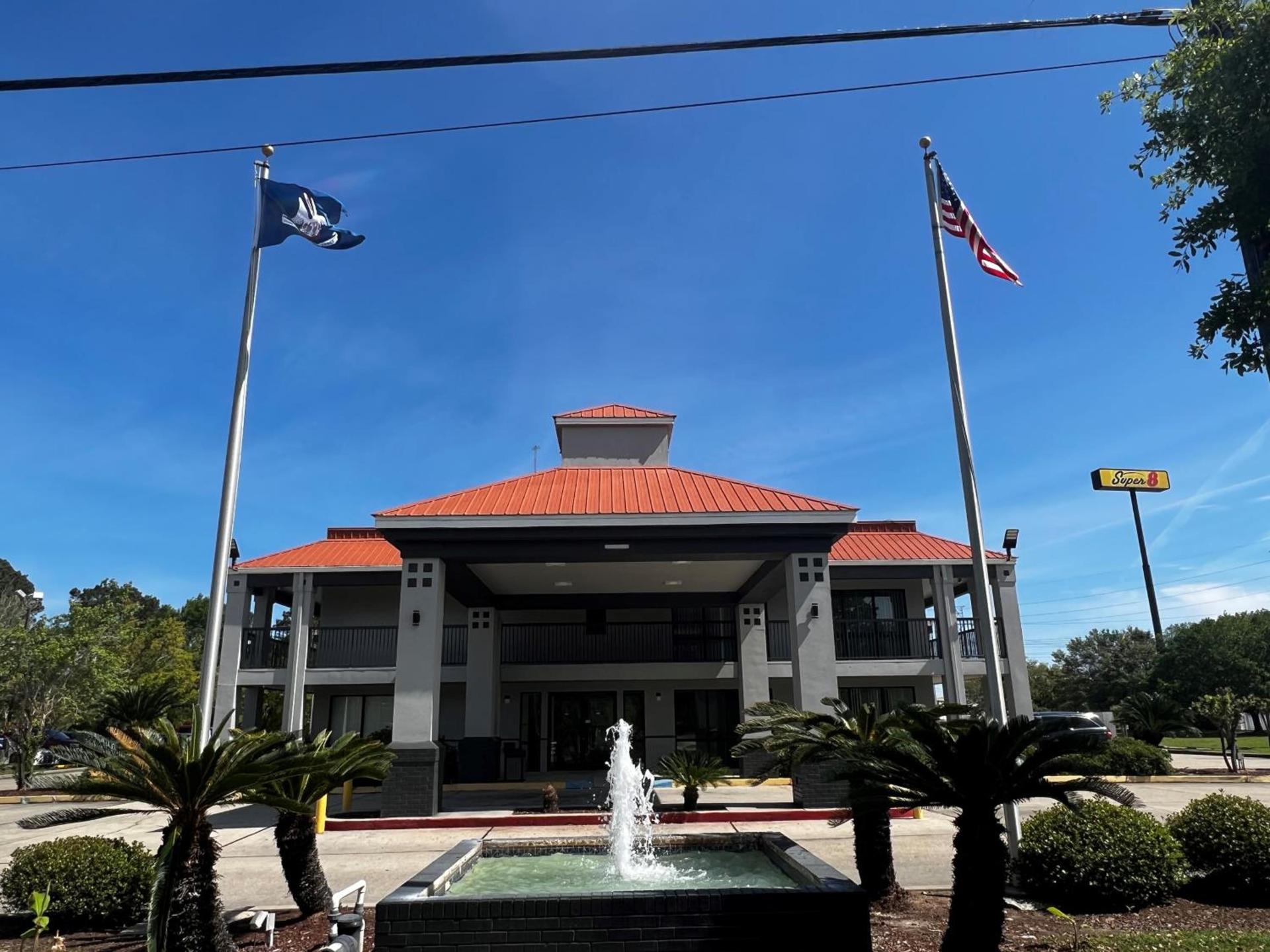 Super 8 by Wyndham Slidell photo 75