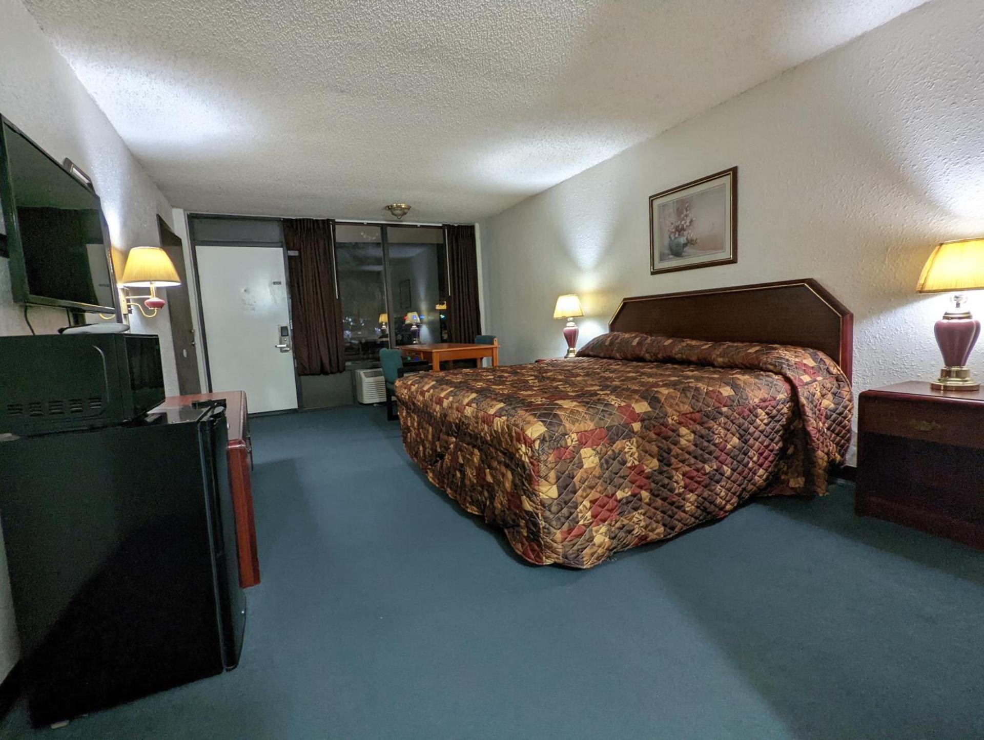Luxury inn photo 13