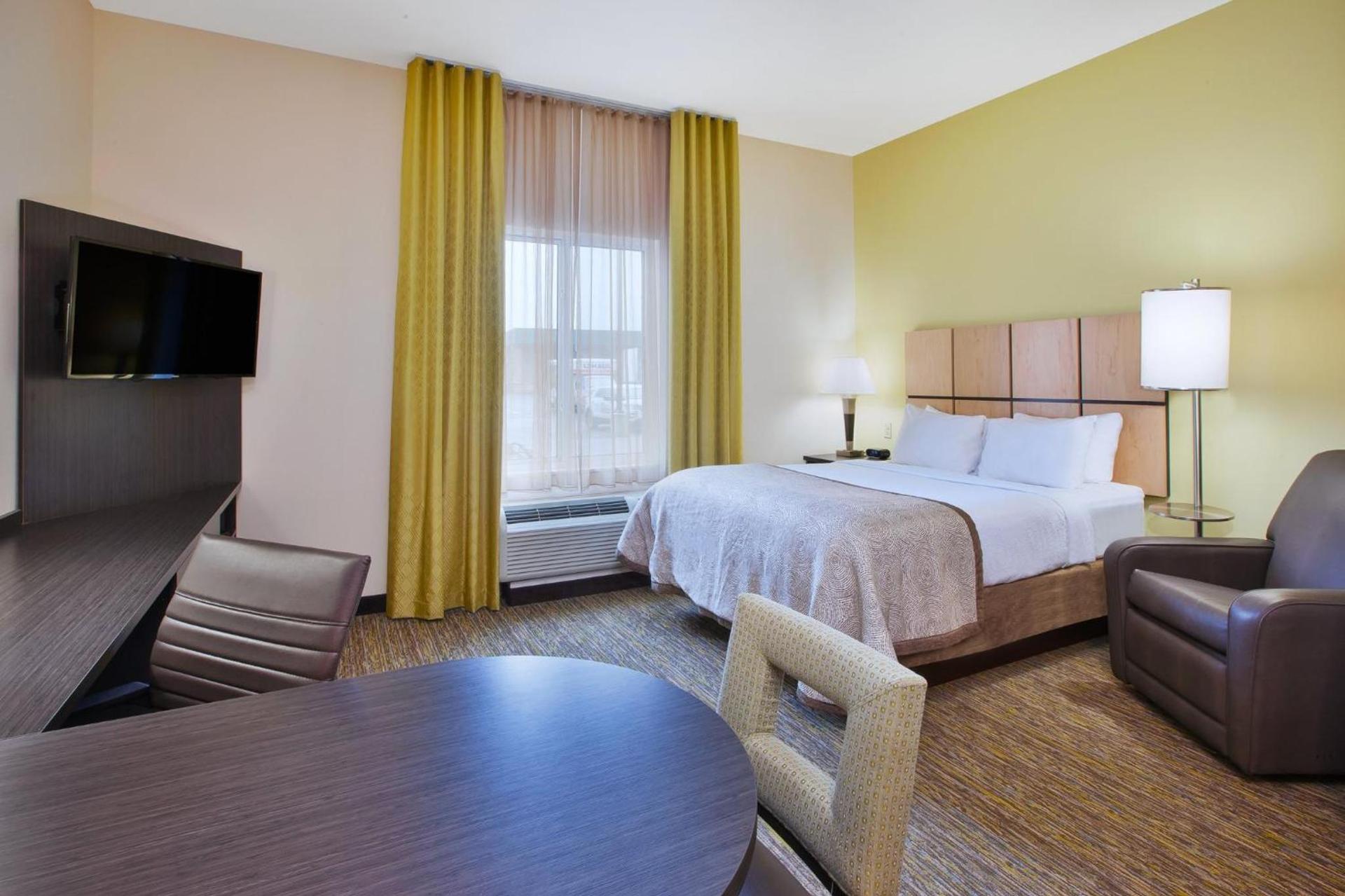 Candlewood Suites MORGANTOWN-UNIV WEST VIRGINIA by IHG photo 47