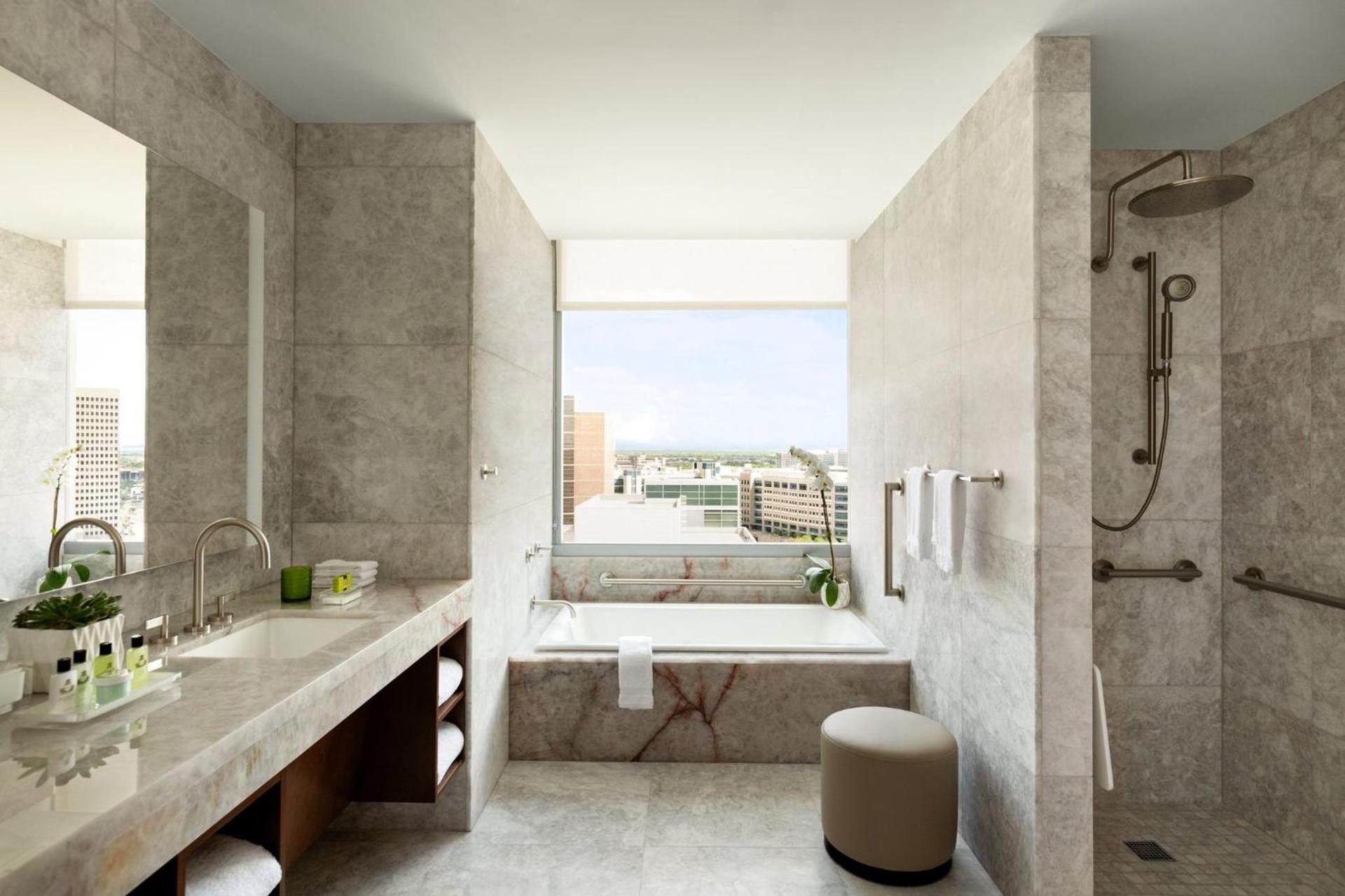 InterContinental Houston by IHG photo 38