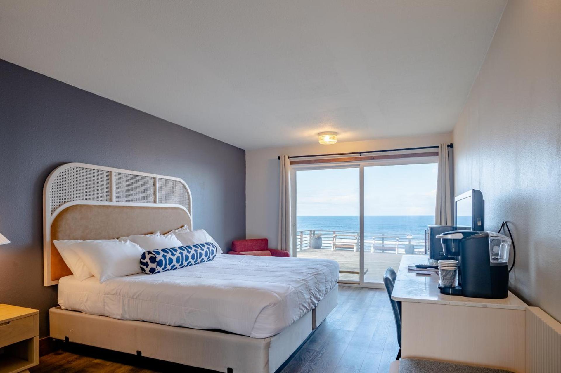 Seagull Beachfront Inn photo 39