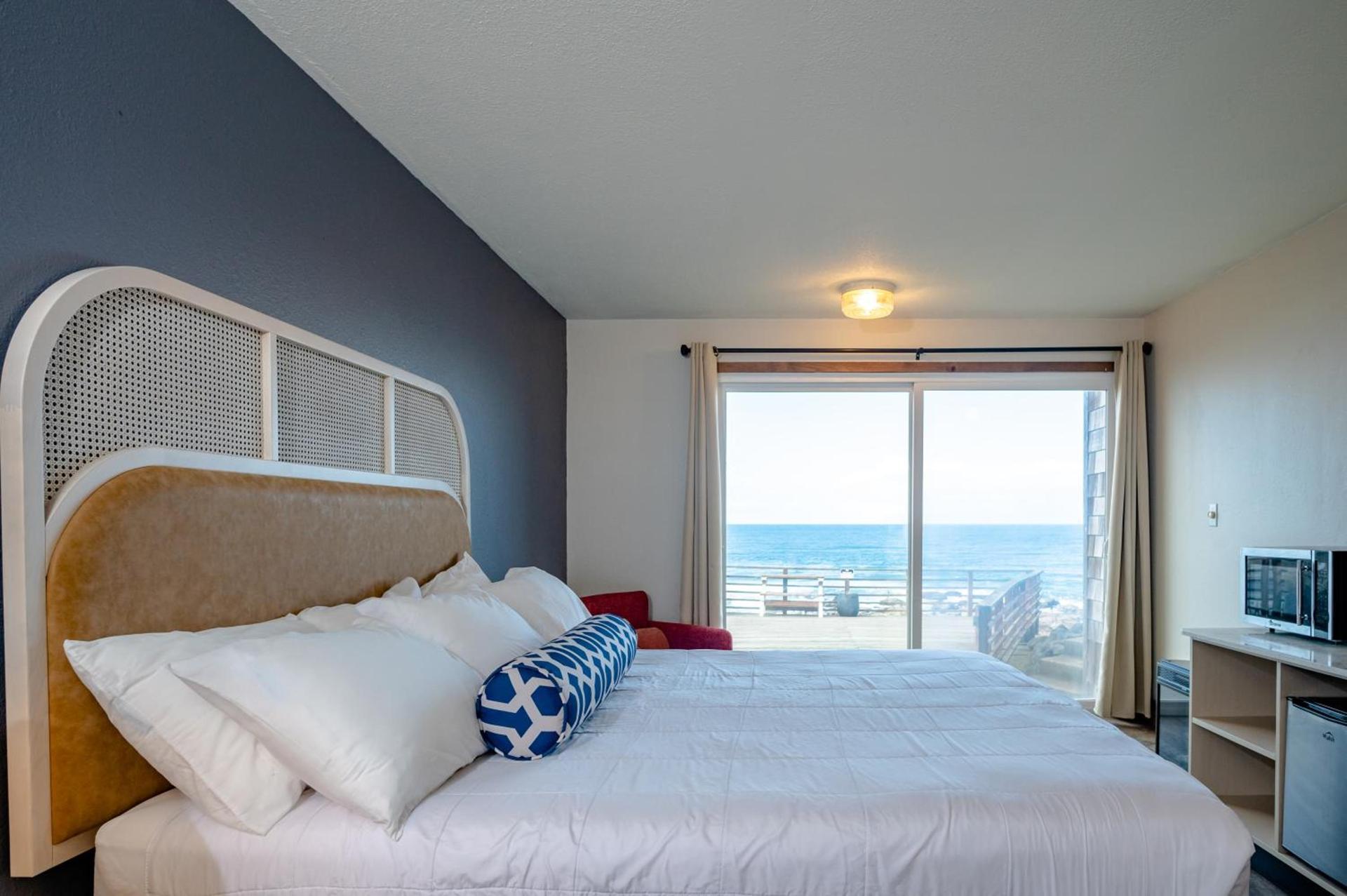 Seagull Beachfront Inn photo 38
