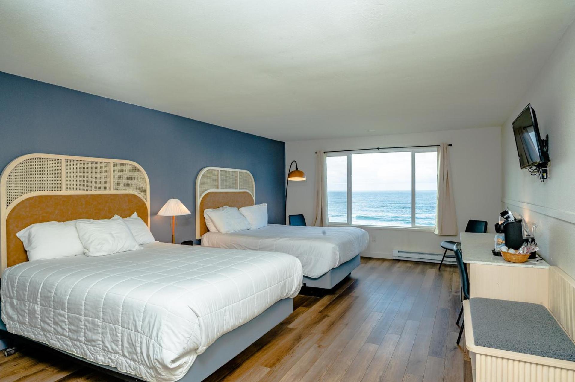 Seagull Beachfront Inn photo 73