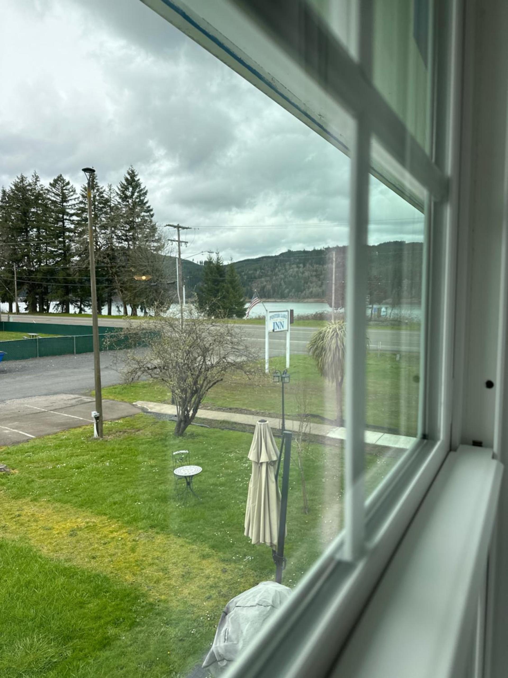 Foster Lake Inn photo 12