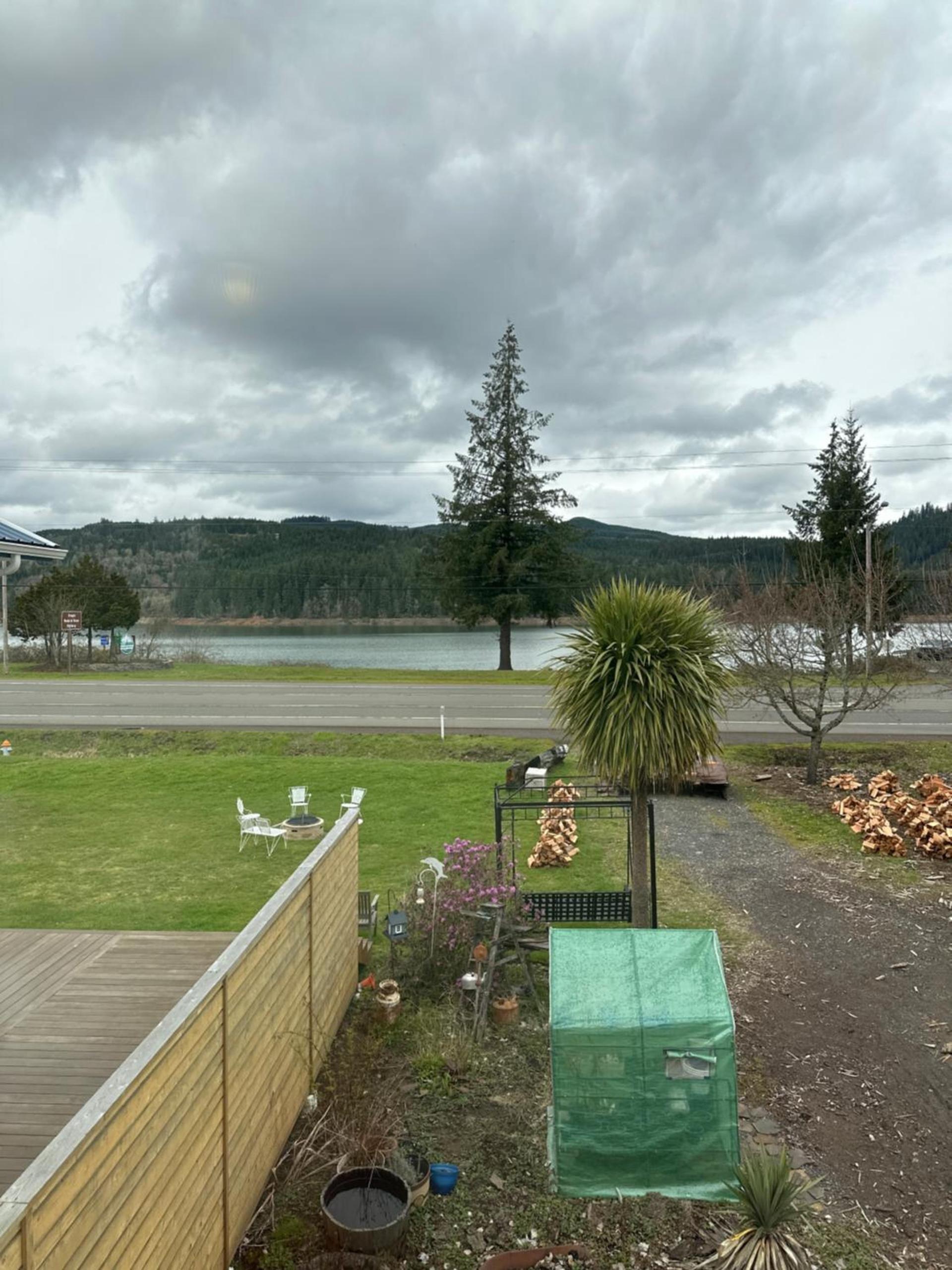 Foster Lake Inn photo 6