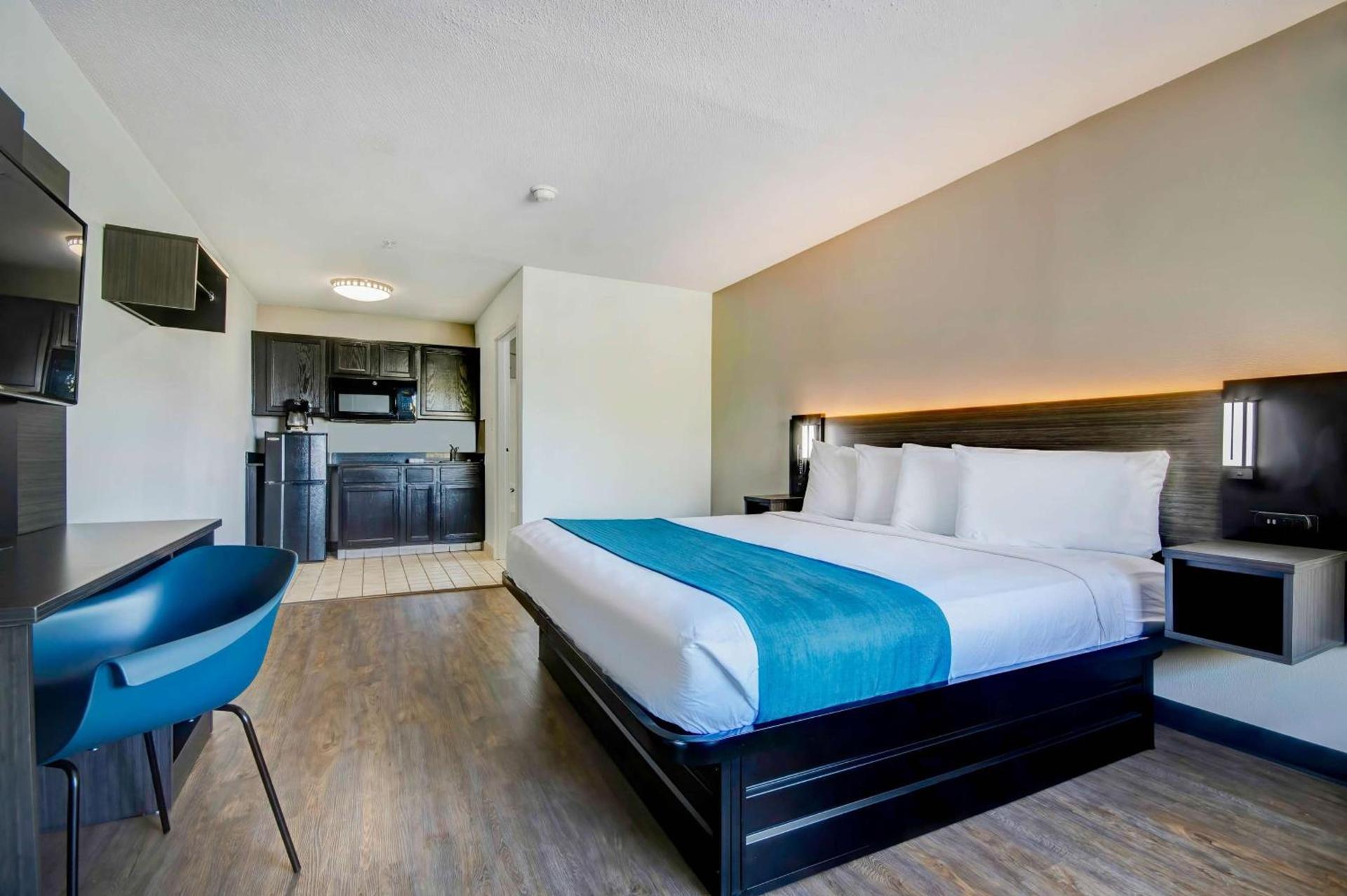 Studio 6 Extended Stay - Ocean Springs, MS photo 15