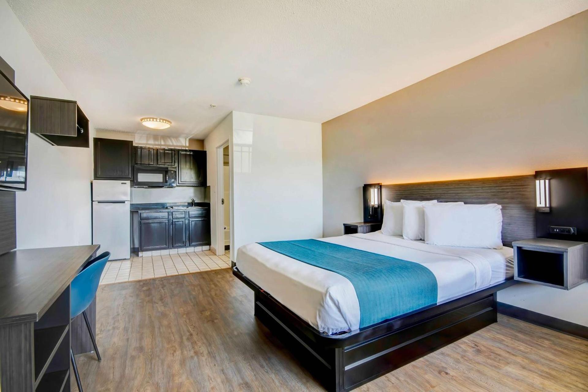 Studio 6 Extended Stay - Ocean Springs, MS photo 19