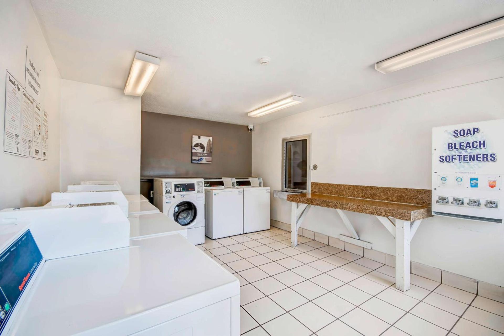 Studio 6 Extended Stay - Ocean Springs, MS photo 24