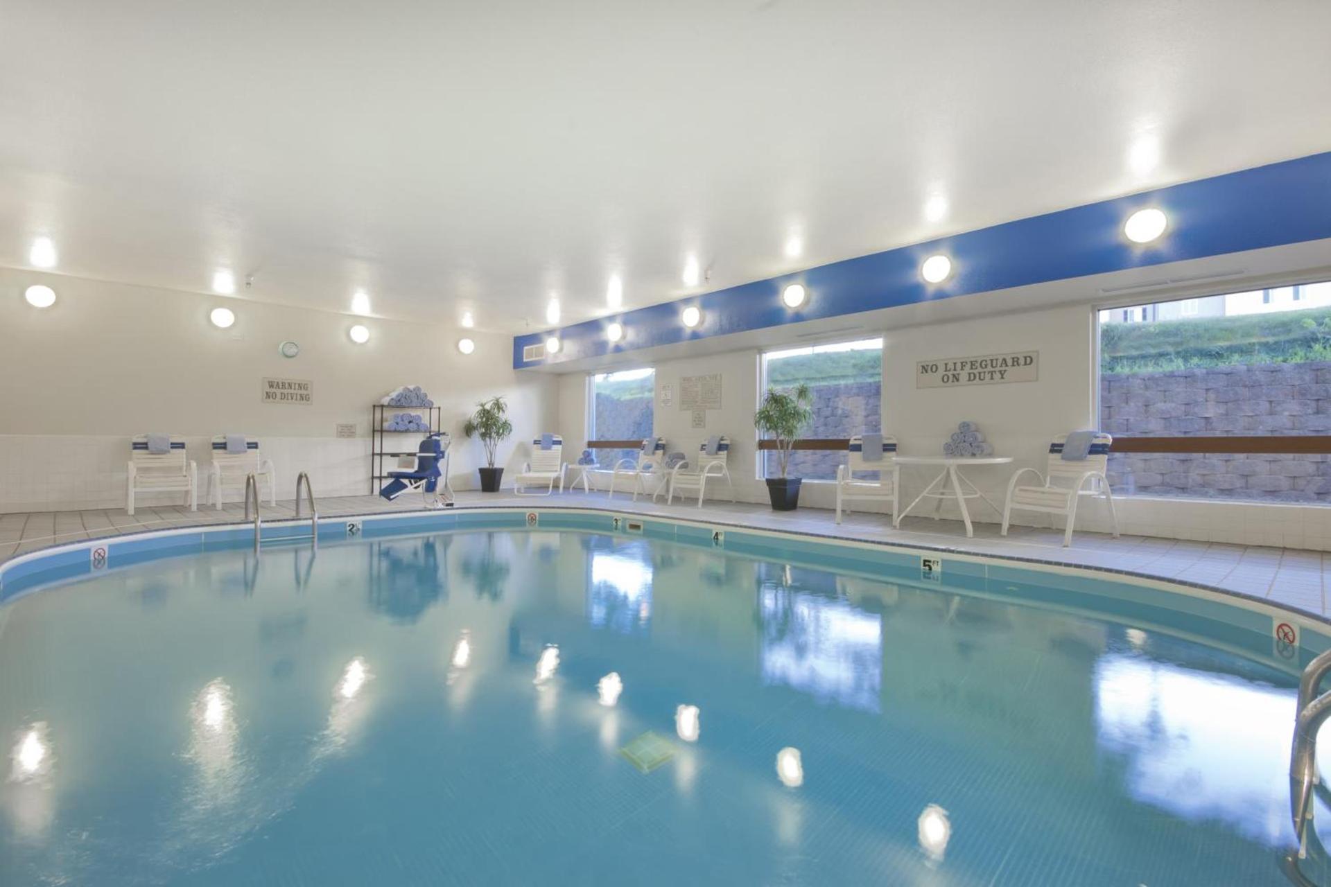 Wingate by Wyndham Sioux City photo 21