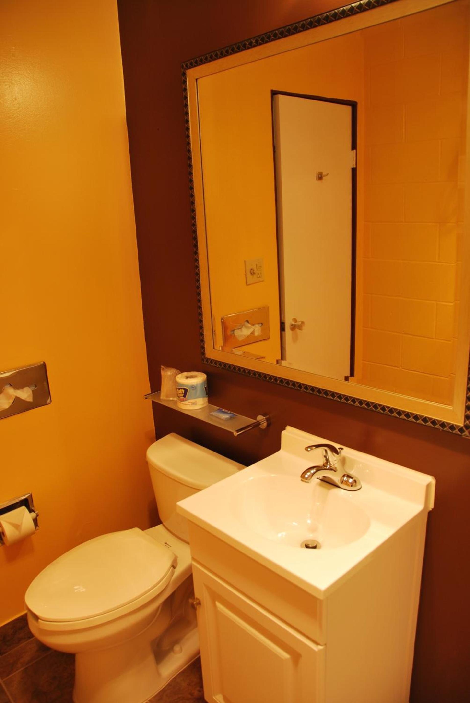 Imperial Motel Cortland photo 16