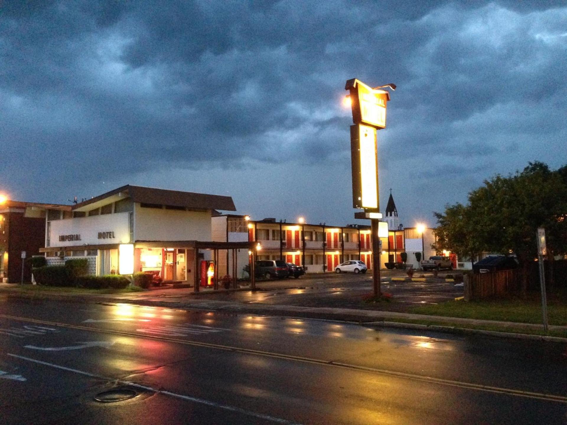 Imperial Motel Cortland photo 10
