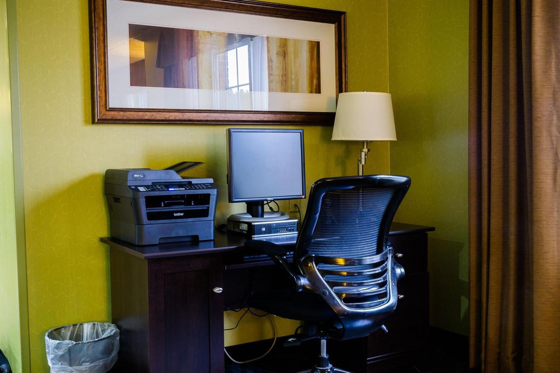 Holiday Inn Express Hotel & Suites Acme-Traverse City by IHG photo 40