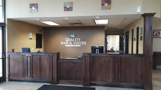 Quality Inn & Suites Port Huron photo 30