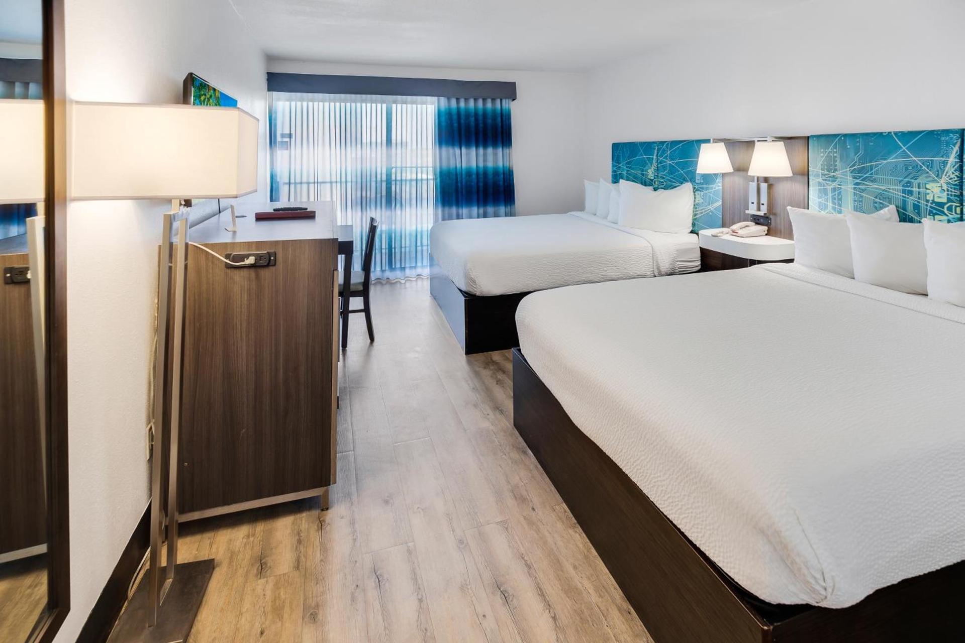 Tropical Seas Hotel photo 8