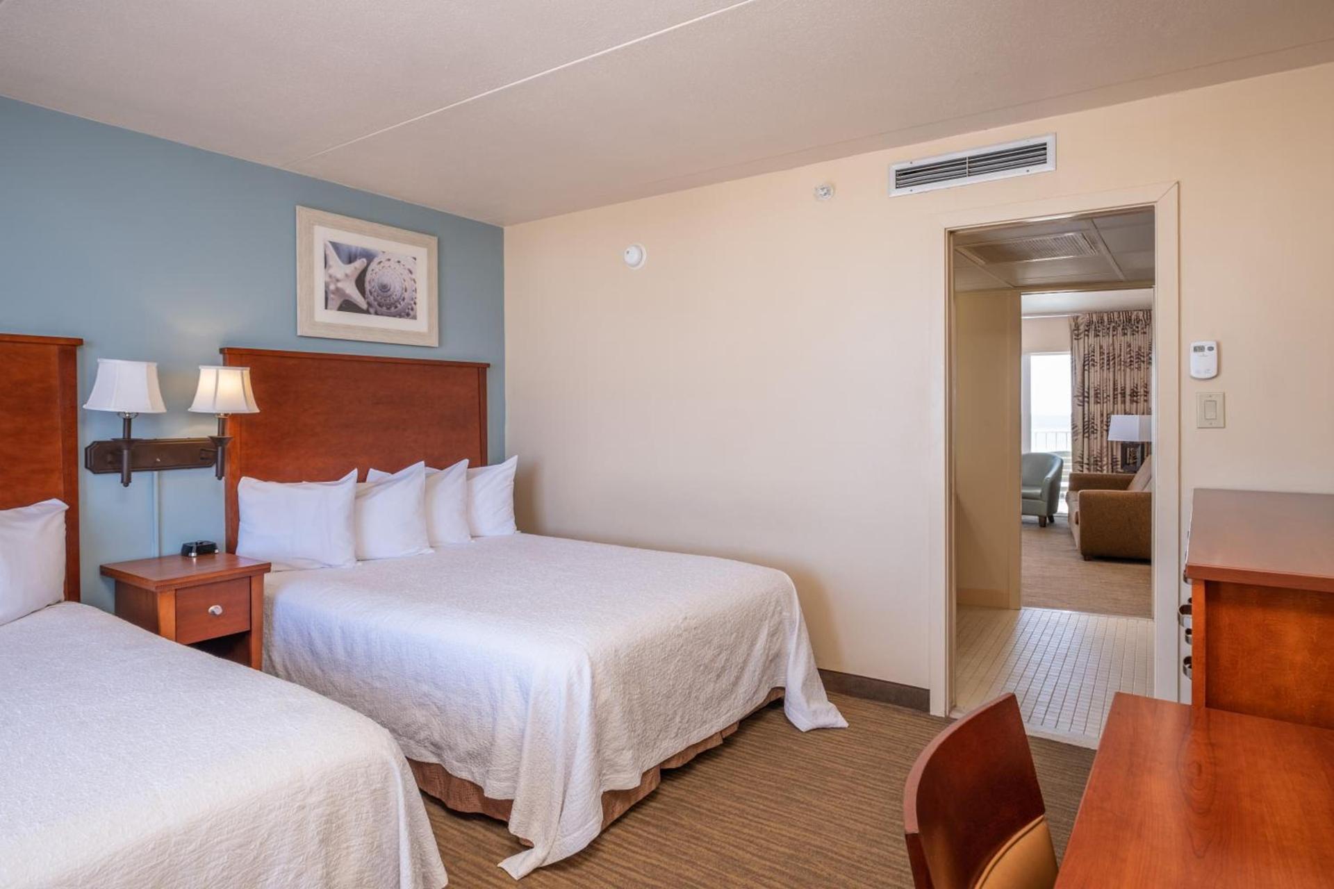 Reges Oceanfront Resort photo 24