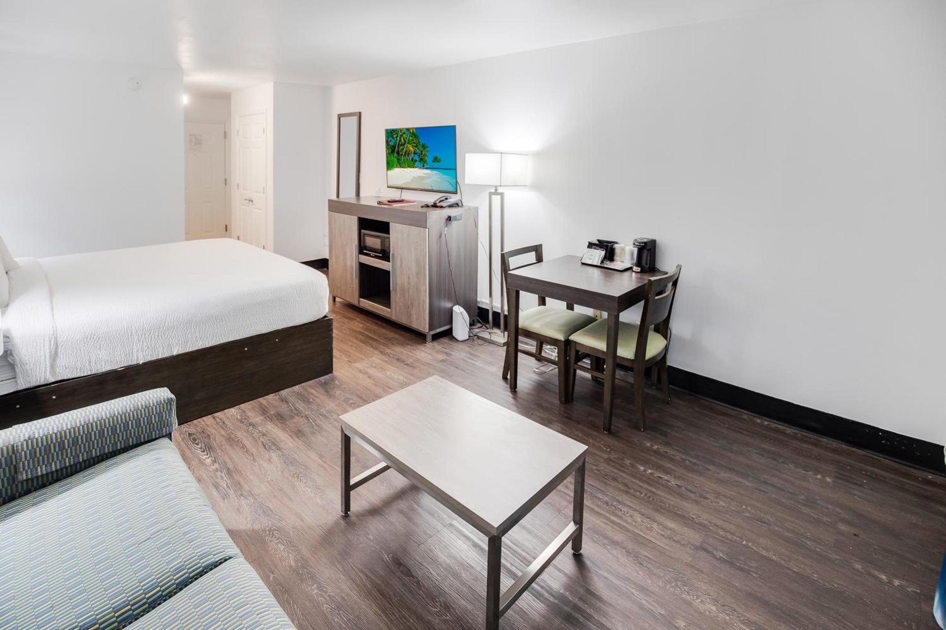 Tropical Seas Hotel photo 84