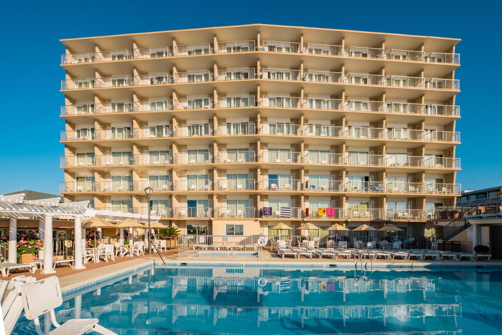 Reges Oceanfront Resort photo 30