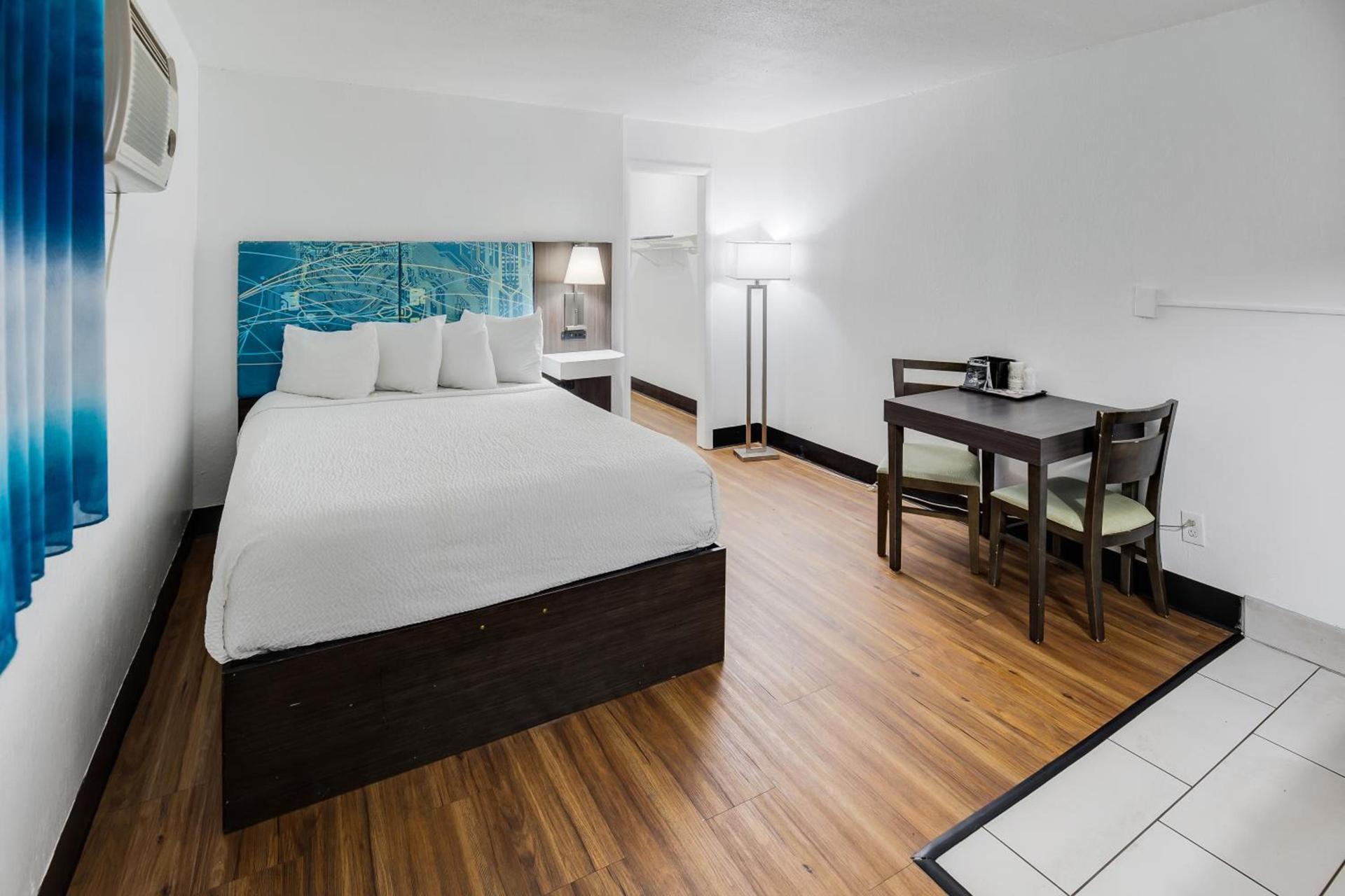 Tropical Seas Hotel photo 87