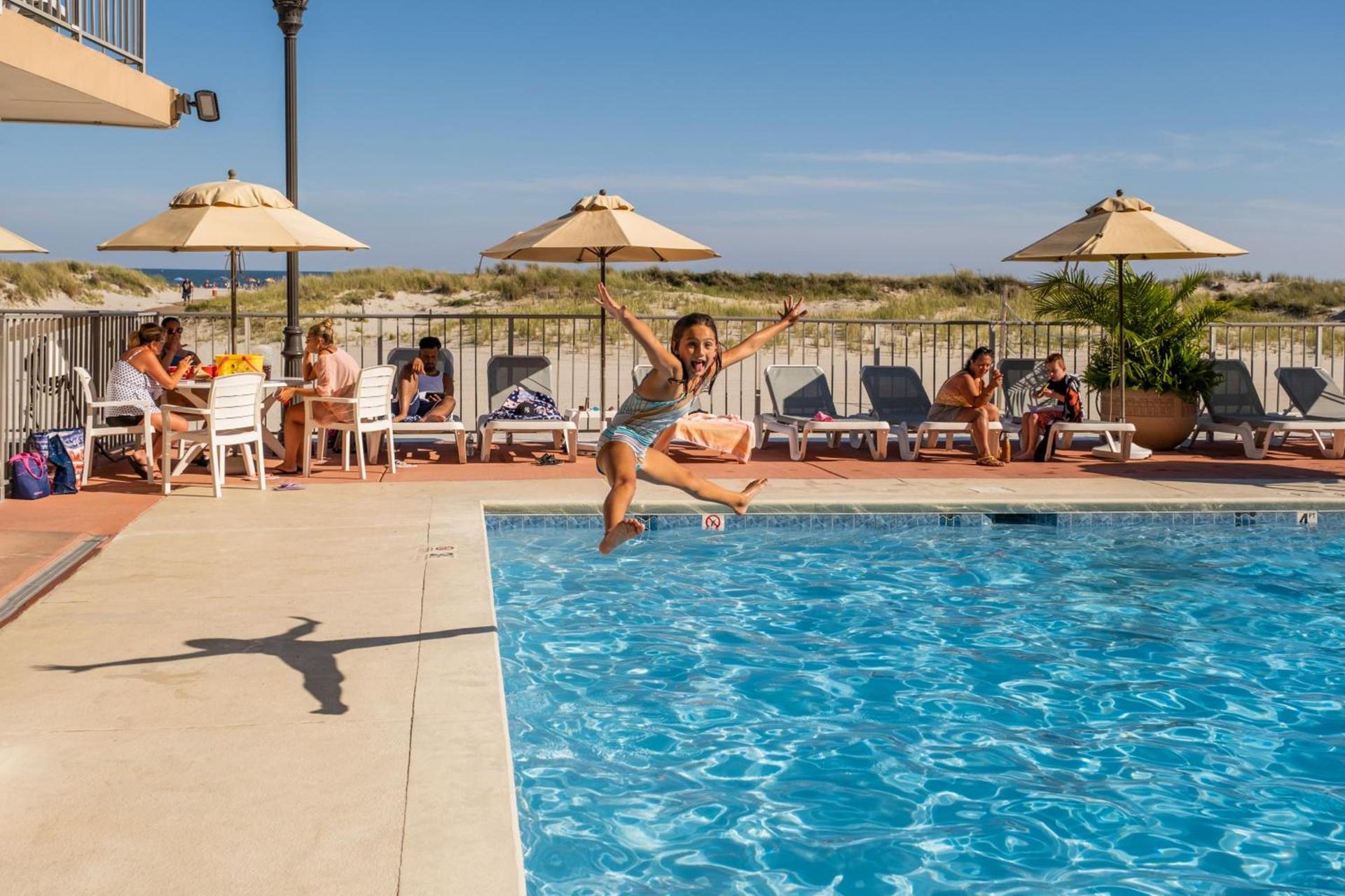 Reges Oceanfront Resort photo 36