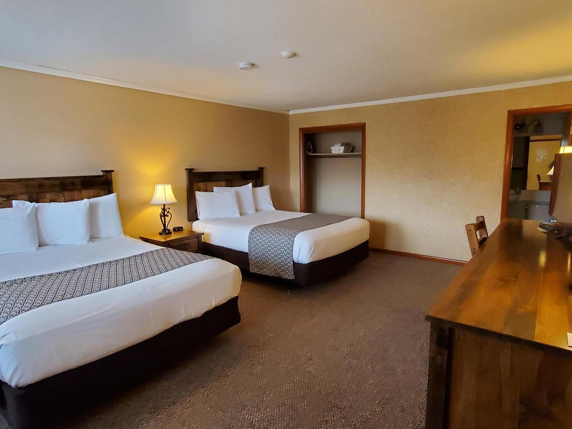 Bayside Resort, Lake George NY photo 28