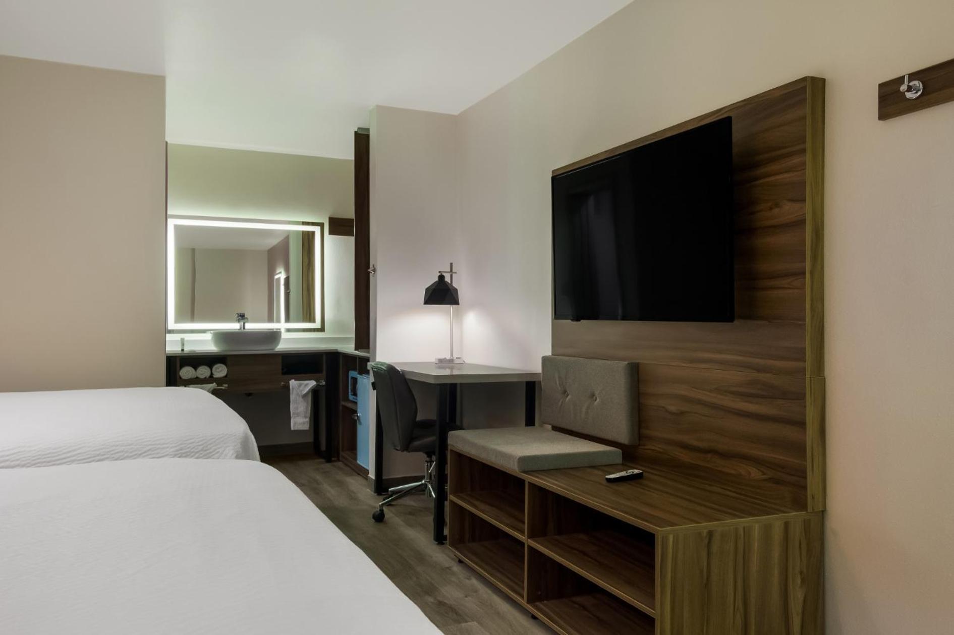 Signature Inn Houston Galleria photo 29