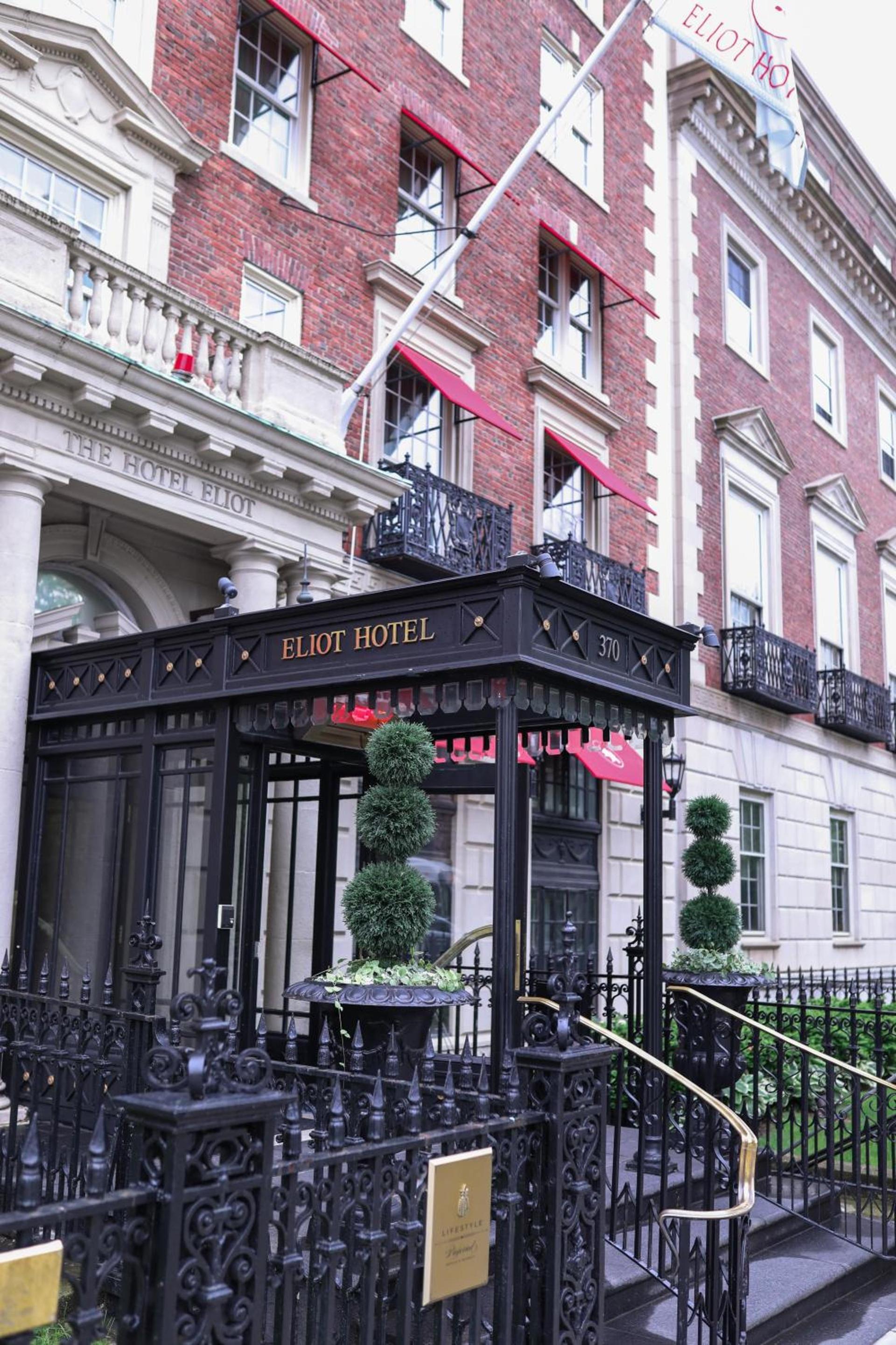 The Eliot Hotel photo 16