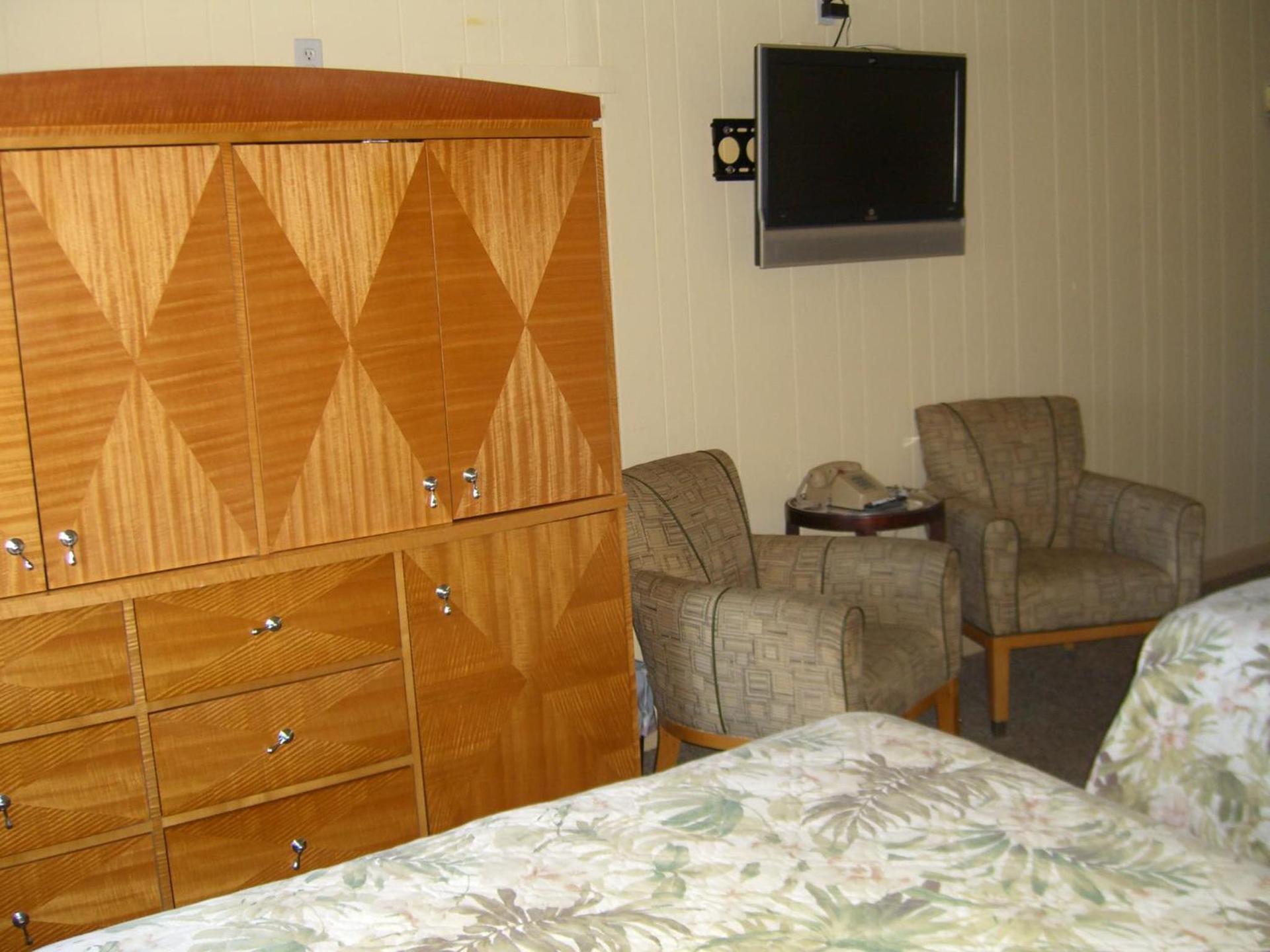 The Amethyst Beach Motel photo 20