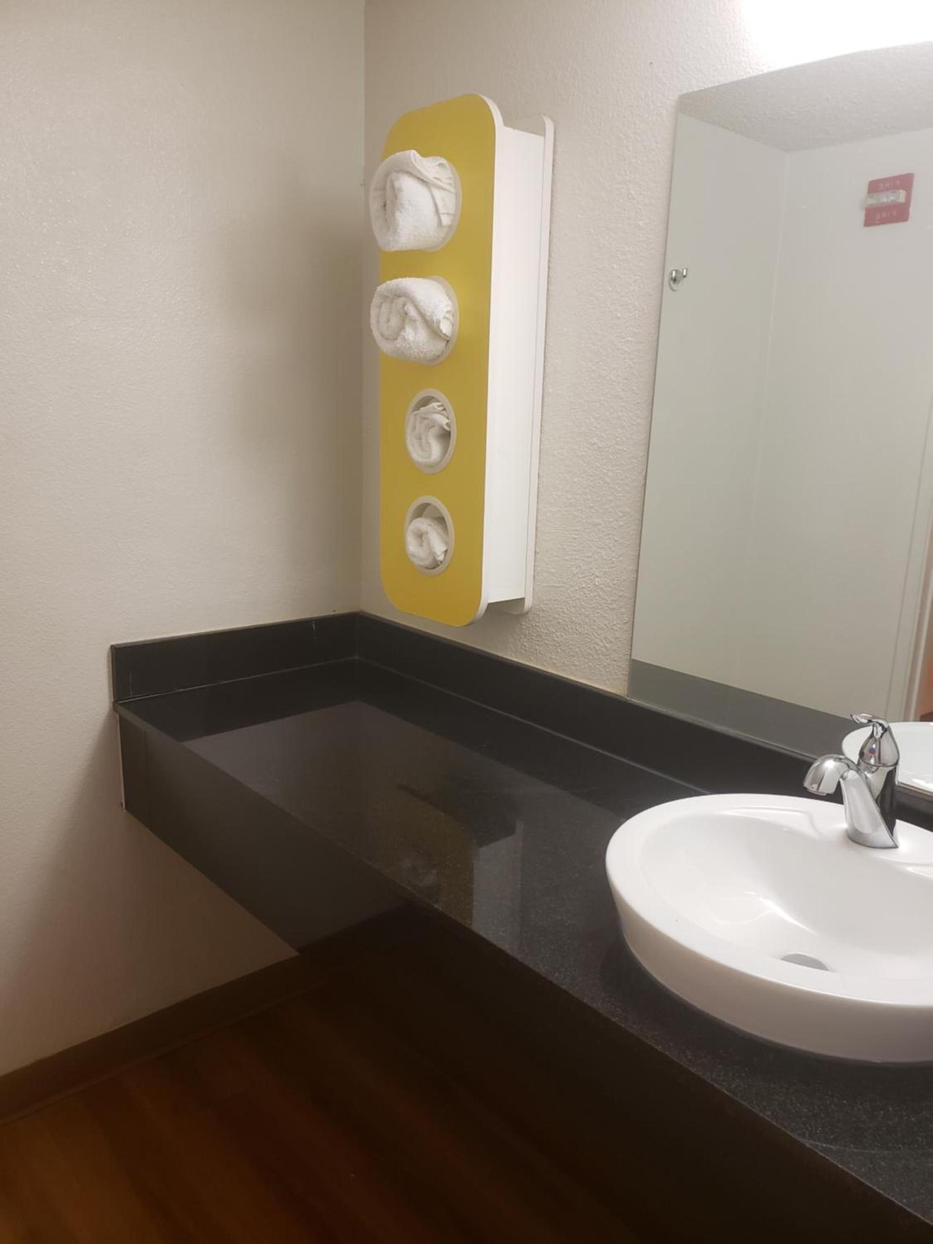 Motel 6-Rancho Mirage, CA - Palm Springs photo 59